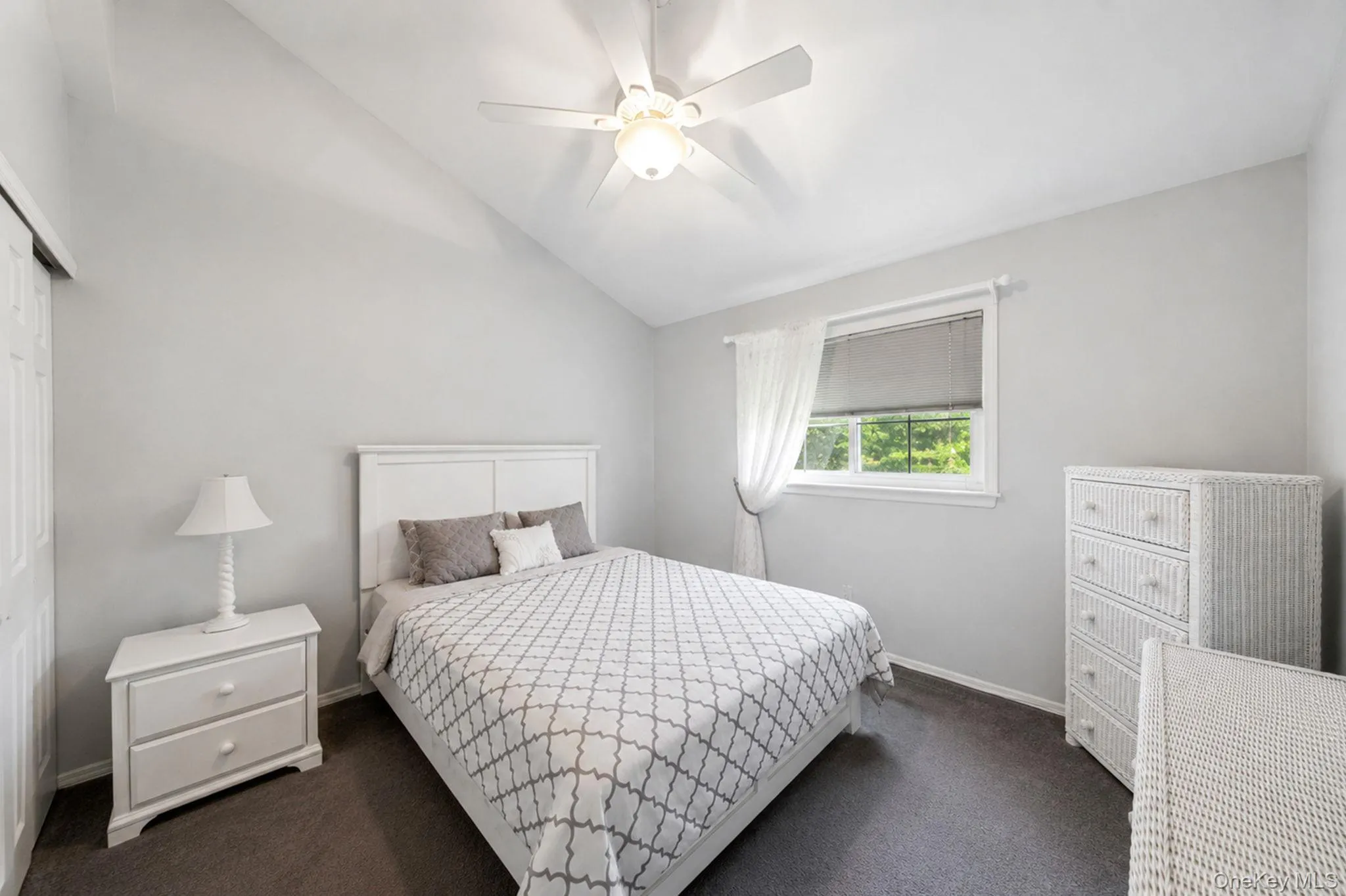 33 Wilshire Drive, Babylon, NY, 4 Bedrooms Bedrooms, 12 Rooms Rooms,3 BathroomsBathrooms,Residential,For Rent,Wilshire,0,1020284 33 Wilshire Drive, Babylon, NY, 4 Bedrooms Bedrooms, 12 Rooms Rooms,3 BathroomsBathrooms,Residential,For Rent,Wilshire,0,1020284