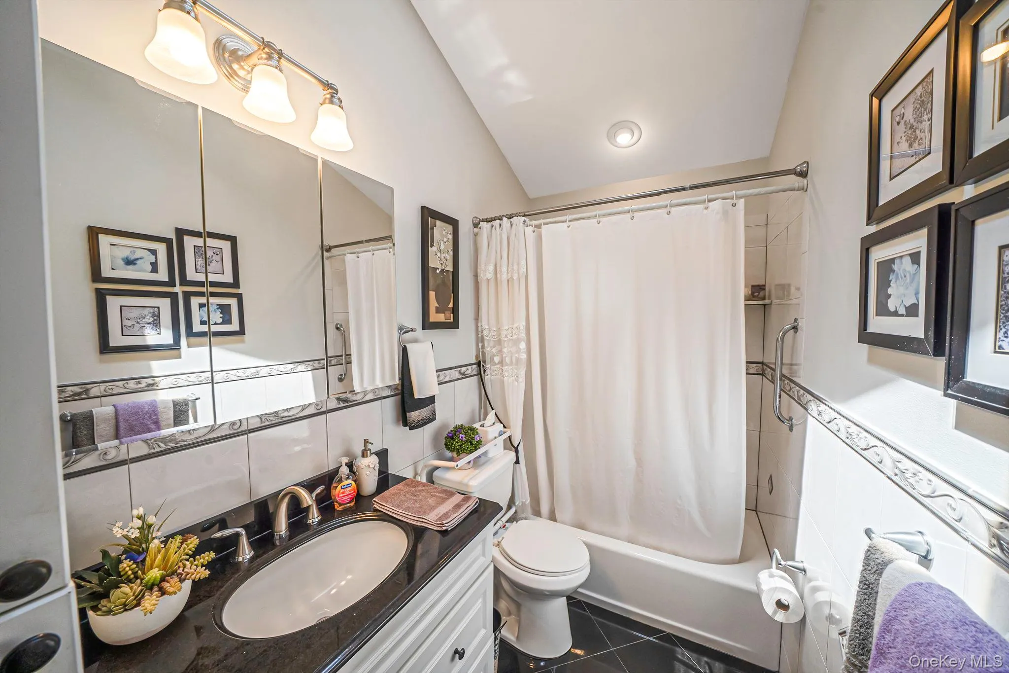 33 Wilshire Drive, Babylon, NY, 4 Bedrooms Bedrooms, 12 Rooms Rooms,3 BathroomsBathrooms,Residential,For Rent,Wilshire,0,1020284 33 Wilshire Drive, Babylon, NY, 4 Bedrooms Bedrooms, 12 Rooms Rooms,3 BathroomsBathrooms,Residential,For Rent,Wilshire,0,1020284