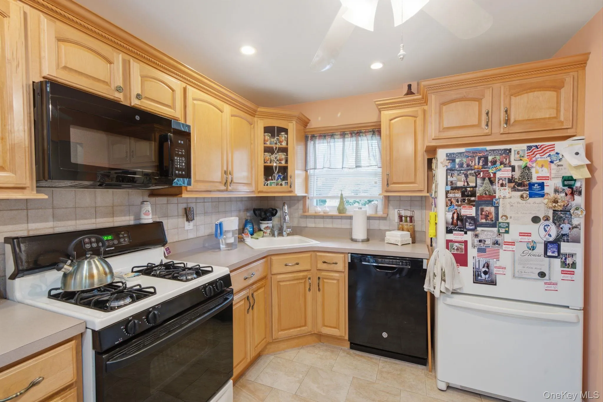33 Wilshire Drive, Babylon, NY, 4 Bedrooms Bedrooms, 12 Rooms Rooms,3 BathroomsBathrooms,Residential,For Rent,Wilshire,0,1020284 33 Wilshire Drive, Babylon, NY, 4 Bedrooms Bedrooms, 12 Rooms Rooms,3 BathroomsBathrooms,Residential,For Rent,Wilshire,0,1020284