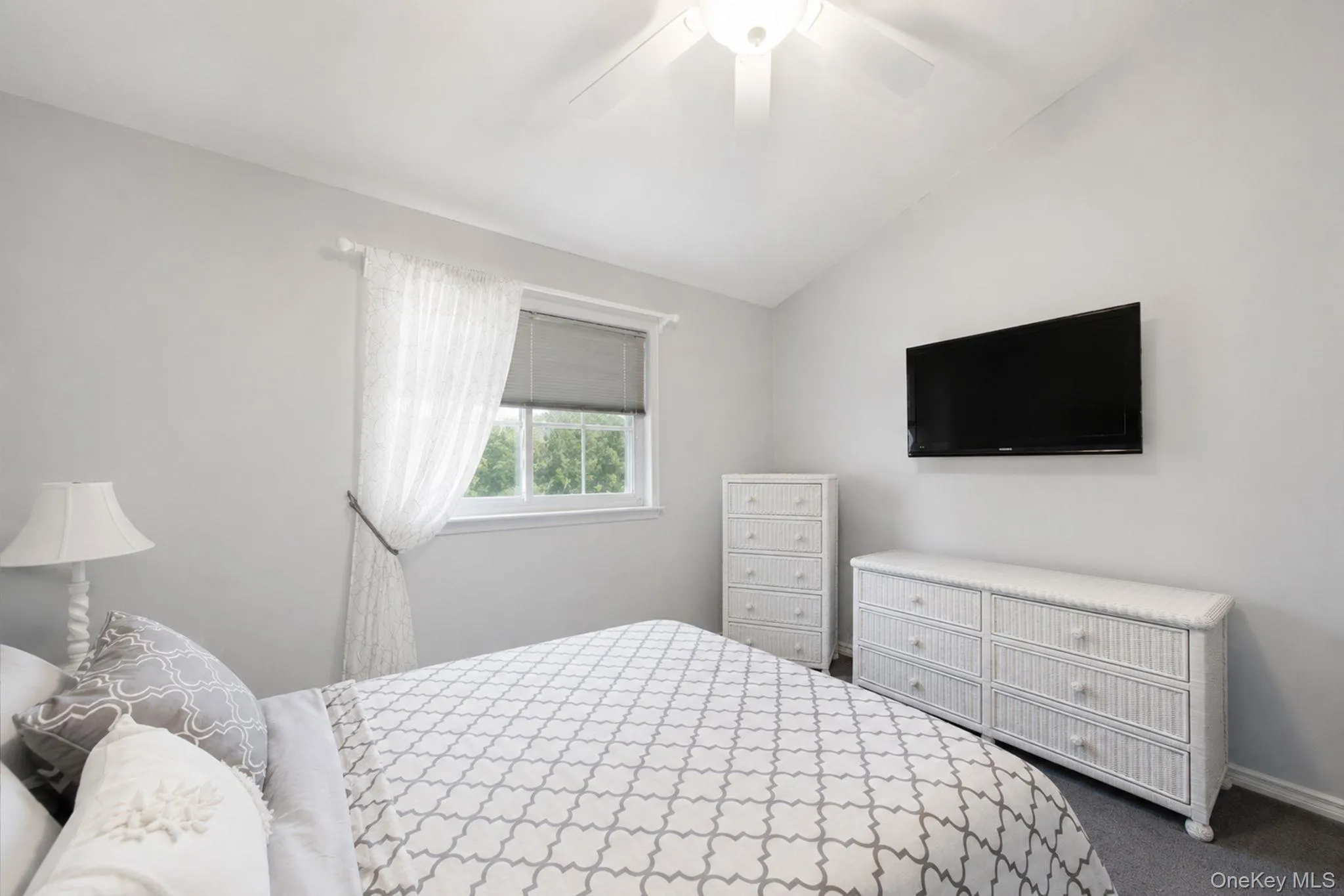 33 Wilshire Drive, Babylon, NY, 4 Bedrooms Bedrooms, 12 Rooms Rooms,3 BathroomsBathrooms,Residential,For Rent,Wilshire,0,1020284 33 Wilshire Drive, Babylon, NY, 4 Bedrooms Bedrooms, 12 Rooms Rooms,3 BathroomsBathrooms,Residential,For Rent,Wilshire,0,1020284
