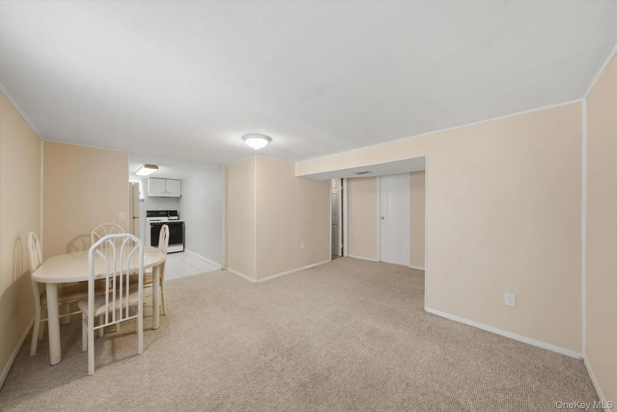 33 Wilshire Drive, Babylon, NY, 4 Bedrooms Bedrooms, 12 Rooms Rooms,3 BathroomsBathrooms,Residential,For Rent,Wilshire,0,1020284 33 Wilshire Drive, Babylon, NY, 4 Bedrooms Bedrooms, 12 Rooms Rooms,3 BathroomsBathrooms,Residential,For Rent,Wilshire,0,1020284