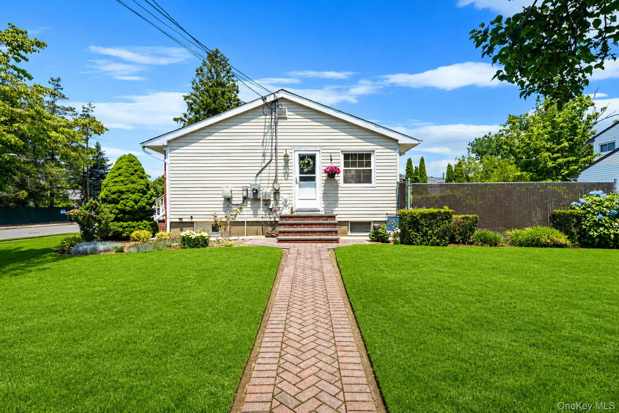 33 Wilshire Drive, Babylon, NY, 4 Bedrooms Bedrooms, 12 Rooms Rooms,3 BathroomsBathrooms,Residential,For Rent,Wilshire,0,1020284 33 Wilshire Drive, Babylon, NY, 4 Bedrooms Bedrooms, 12 Rooms Rooms,3 BathroomsBathrooms,Residential,For Rent,Wilshire,0,1020284