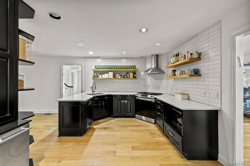 21 Ardsley Drive, Clarkstown, NY, 4 Bedrooms Bedrooms, 13 Rooms Rooms,2 BathroomsBathrooms,Residential,For Rent,Ardsley,0,1020287 21 Ardsley Drive, Clarkstown, NY, 4 Bedrooms Bedrooms, 13 Rooms Rooms,2 BathroomsBathrooms,Residential,For Rent,Ardsley,0,1020287