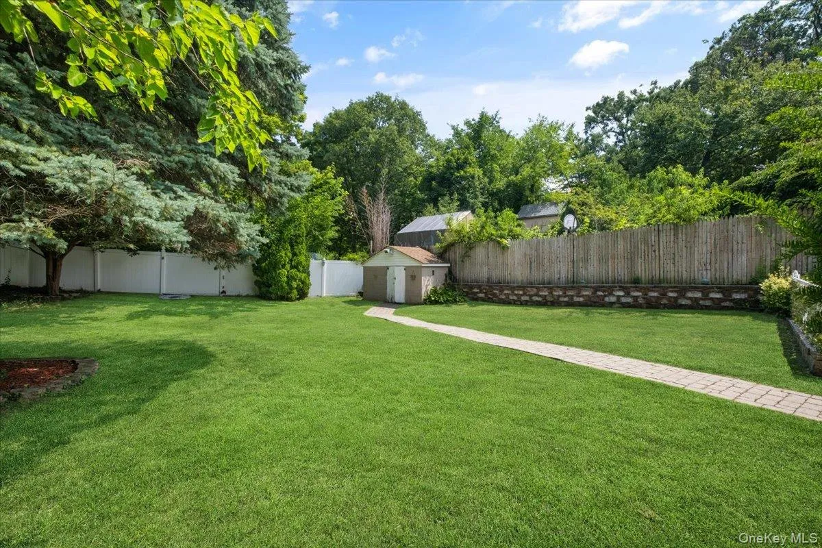 36 Shelburne Road, Yonkers, NY, 3 Bedrooms Bedrooms, 8 Rooms Rooms,3 BathroomsBathrooms,Residential,For Rent,Shelburne,0,1020290 36 Shelburne Road, Yonkers, NY, 3 Bedrooms Bedrooms, 8 Rooms Rooms,3 BathroomsBathrooms,Residential,For Rent,Shelburne,0,1020290