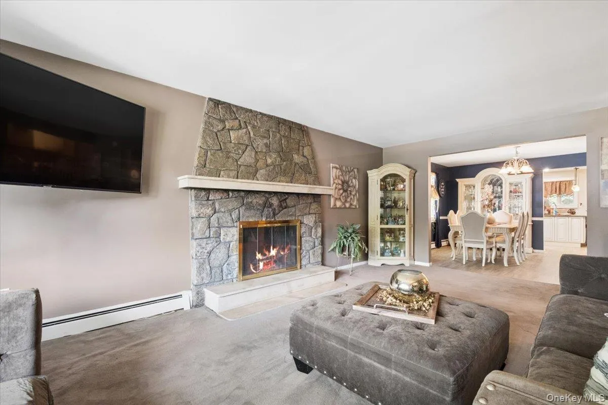 36 Shelburne Road, Yonkers, NY, 3 Bedrooms Bedrooms, 8 Rooms Rooms,3 BathroomsBathrooms,Residential,For Rent,Shelburne,0,1020290 36 Shelburne Road, Yonkers, NY, 3 Bedrooms Bedrooms, 8 Rooms Rooms,3 BathroomsBathrooms,Residential,For Rent,Shelburne,0,1020290