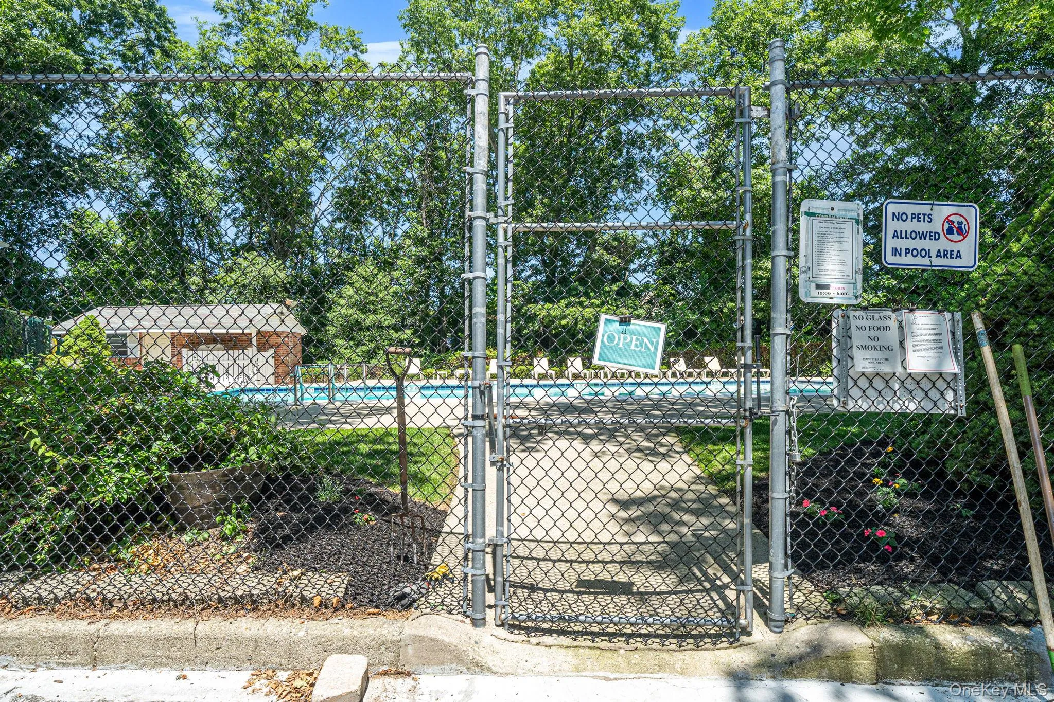 1005 Towne House Village Village, Islip, NY, 1 Bedroom Bedrooms, 4 Rooms Rooms,1 BathroomBathrooms,Residential,For Rent,Towne House Village,0,1020295 1005 Towne House Village Village, Islip, NY, 1 Bedroom Bedrooms, 4 Rooms Rooms,1 BathroomBathrooms,Residential,For Rent,Towne House Village,0,1020295
