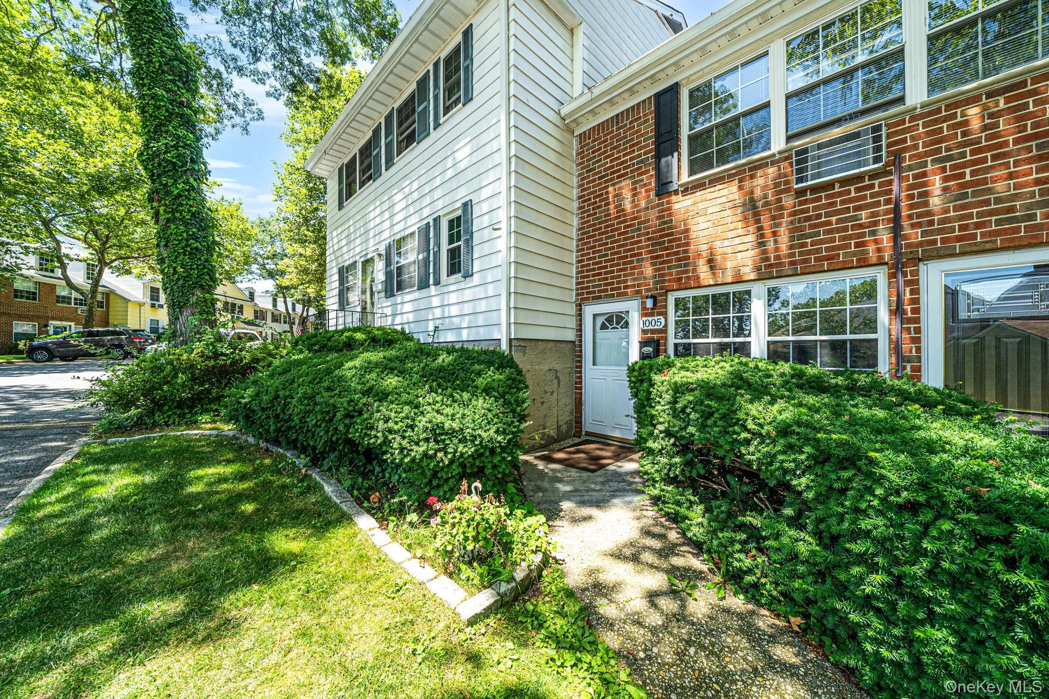 1005 Towne House Village Village, Islip, NY, 1 Bedroom Bedrooms, 4 Rooms Rooms,1 BathroomBathrooms,Residential,For Rent,Towne House Village,0,1020295 1005 Towne House Village Village, Islip, NY, 1 Bedroom Bedrooms, 4 Rooms Rooms,1 BathroomBathrooms,Residential,For Rent,Towne House Village,0,1020295