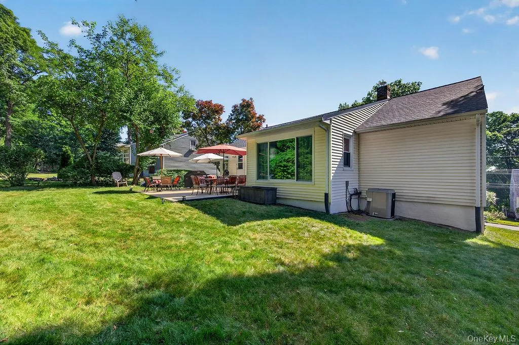 11 Oakridge Road, Greenburgh, NY, 3 Bedrooms Bedrooms, 8 Rooms Rooms,2 BathroomsBathrooms,Residential,For Rent,Oakridge,0,1020296 11 Oakridge Road, Greenburgh, NY, 3 Bedrooms Bedrooms, 8 Rooms Rooms,2 BathroomsBathrooms,Residential,For Rent,Oakridge,0,1020296