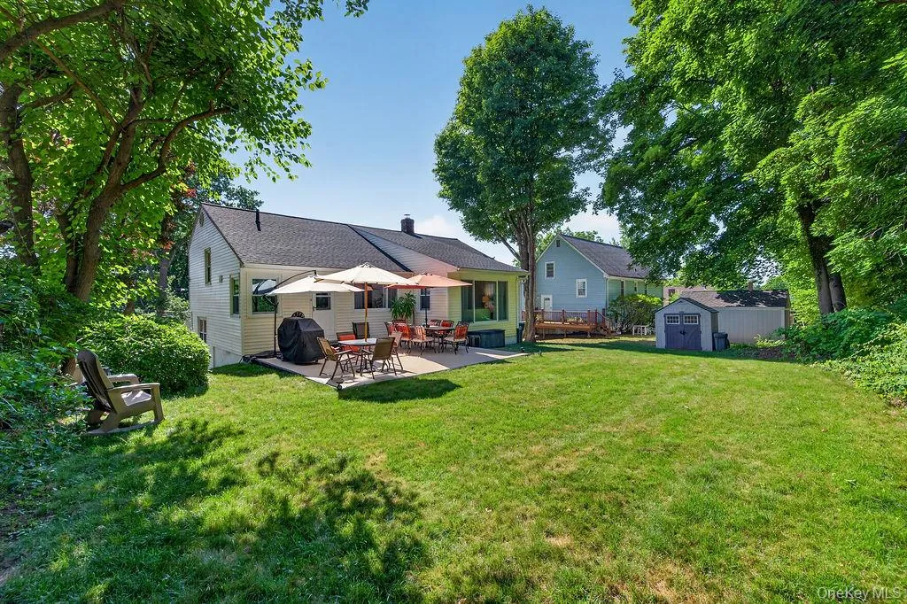 11 Oakridge Road, Greenburgh, NY, 3 Bedrooms Bedrooms, 8 Rooms Rooms,2 BathroomsBathrooms,Residential,For Rent,Oakridge,0,1020296 11 Oakridge Road, Greenburgh, NY, 3 Bedrooms Bedrooms, 8 Rooms Rooms,2 BathroomsBathrooms,Residential,For Rent,Oakridge,0,1020296