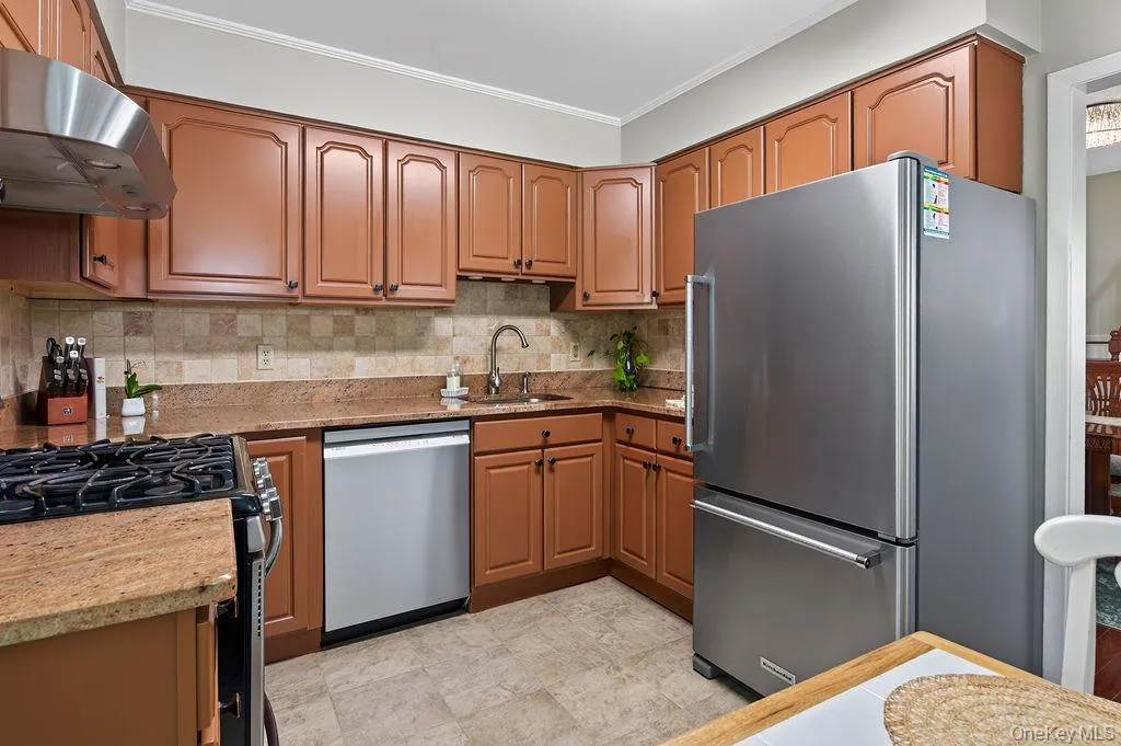 11 Oakridge Road, Greenburgh, NY, 3 Bedrooms Bedrooms, 8 Rooms Rooms,2 BathroomsBathrooms,Residential,For Rent,Oakridge,0,1020296 11 Oakridge Road, Greenburgh, NY, 3 Bedrooms Bedrooms, 8 Rooms Rooms,2 BathroomsBathrooms,Residential,For Rent,Oakridge,0,1020296