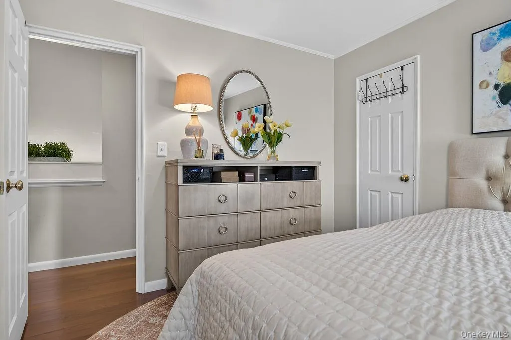 11 Oakridge Road, Greenburgh, NY, 3 Bedrooms Bedrooms, 8 Rooms Rooms,2 BathroomsBathrooms,Residential,For Rent,Oakridge,0,1020296 11 Oakridge Road, Greenburgh, NY, 3 Bedrooms Bedrooms, 8 Rooms Rooms,2 BathroomsBathrooms,Residential,For Rent,Oakridge,0,1020296