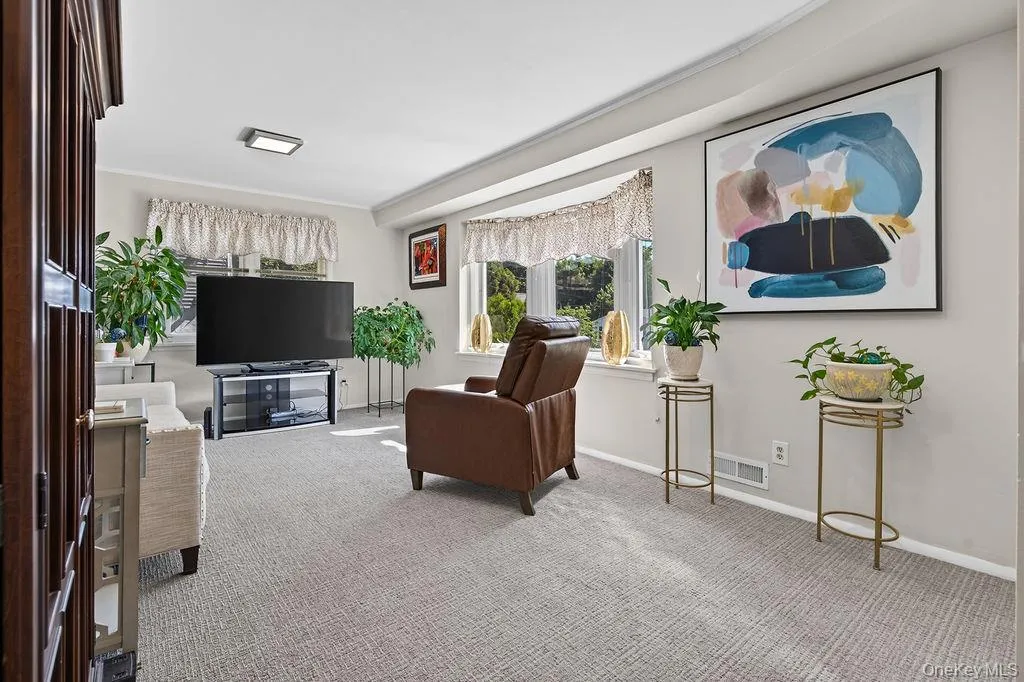 11 Oakridge Road, Greenburgh, NY, 3 Bedrooms Bedrooms, 8 Rooms Rooms,2 BathroomsBathrooms,Residential,For Rent,Oakridge,0,1020296 11 Oakridge Road, Greenburgh, NY, 3 Bedrooms Bedrooms, 8 Rooms Rooms,2 BathroomsBathrooms,Residential,For Rent,Oakridge,0,1020296