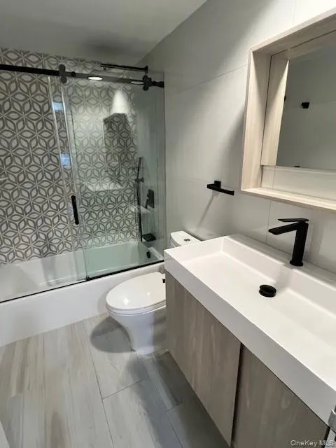 100 Cuttermill Road, North Hempstead, NY, 2 Bedrooms Bedrooms, 5 Rooms Rooms,2 BathroomsBathrooms,Residential Lease,For Rent,Cuttermill,0,1020297 100 Cuttermill Road, North Hempstead, NY, 2 Bedrooms Bedrooms, 5 Rooms Rooms,2 BathroomsBathrooms,Residential Lease,For Rent,Cuttermill,0,1020297