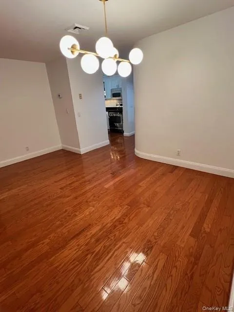 100 Cuttermill Road, North Hempstead, NY, 2 Bedrooms Bedrooms, 5 Rooms Rooms,2 BathroomsBathrooms,Residential Lease,For Rent,Cuttermill,0,1020297 100 Cuttermill Road, North Hempstead, NY, 2 Bedrooms Bedrooms, 5 Rooms Rooms,2 BathroomsBathrooms,Residential Lease,For Rent,Cuttermill,0,1020297