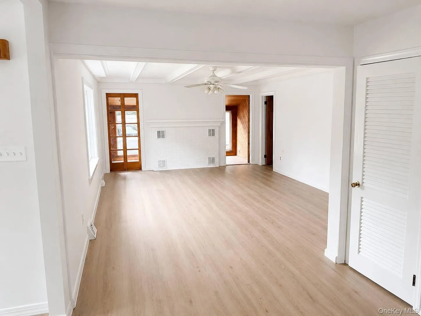 133 Royal Avenue, Southampton, NY, 3 Bedrooms Bedrooms, 4 Rooms Rooms,2 BathroomsBathrooms,Residential Lease,For Rent,Royal,0,1020305 133 Royal Avenue, Southampton, NY, 3 Bedrooms Bedrooms, 4 Rooms Rooms,2 BathroomsBathrooms,Residential Lease,For Rent,Royal,0,1020305
