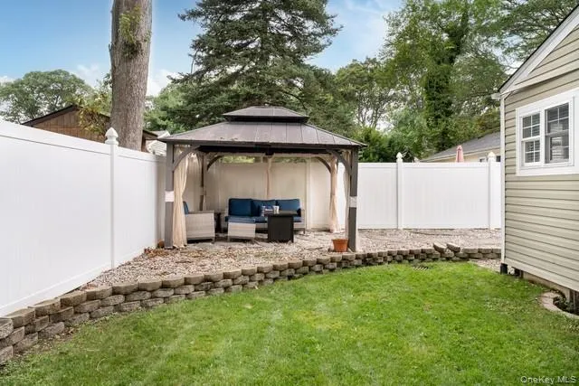 22 Babylon Drive, Brookhaven, NY, 3 Bedrooms Bedrooms, 6 Rooms Rooms,2 BathroomsBathrooms,Residential,For Rent,Babylon,0,1020306 22 Babylon Drive, Brookhaven, NY, 3 Bedrooms Bedrooms, 6 Rooms Rooms,2 BathroomsBathrooms,Residential,For Rent,Babylon,0,1020306