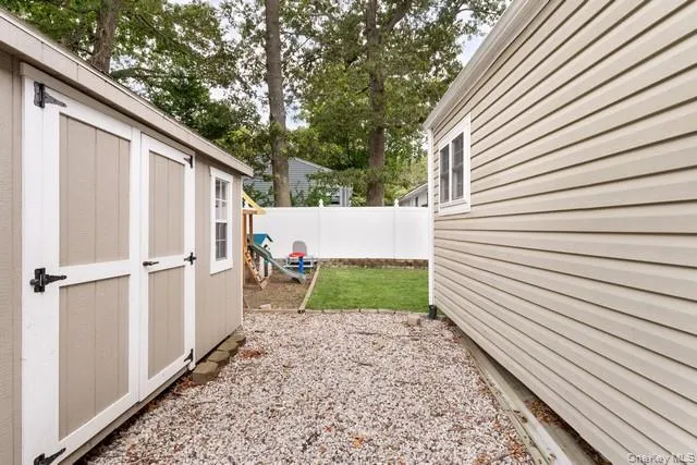 22 Babylon Drive, Brookhaven, NY, 3 Bedrooms Bedrooms, 6 Rooms Rooms,2 BathroomsBathrooms,Residential,For Rent,Babylon,0,1020306 22 Babylon Drive, Brookhaven, NY, 3 Bedrooms Bedrooms, 6 Rooms Rooms,2 BathroomsBathrooms,Residential,For Rent,Babylon,0,1020306