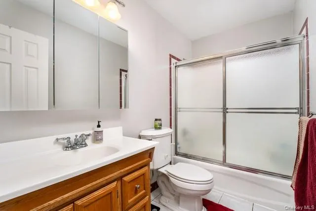 22 Babylon Drive, Brookhaven, NY, 3 Bedrooms Bedrooms, 6 Rooms Rooms,2 BathroomsBathrooms,Residential,For Rent,Babylon,0,1020306 22 Babylon Drive, Brookhaven, NY, 3 Bedrooms Bedrooms, 6 Rooms Rooms,2 BathroomsBathrooms,Residential,For Rent,Babylon,0,1020306