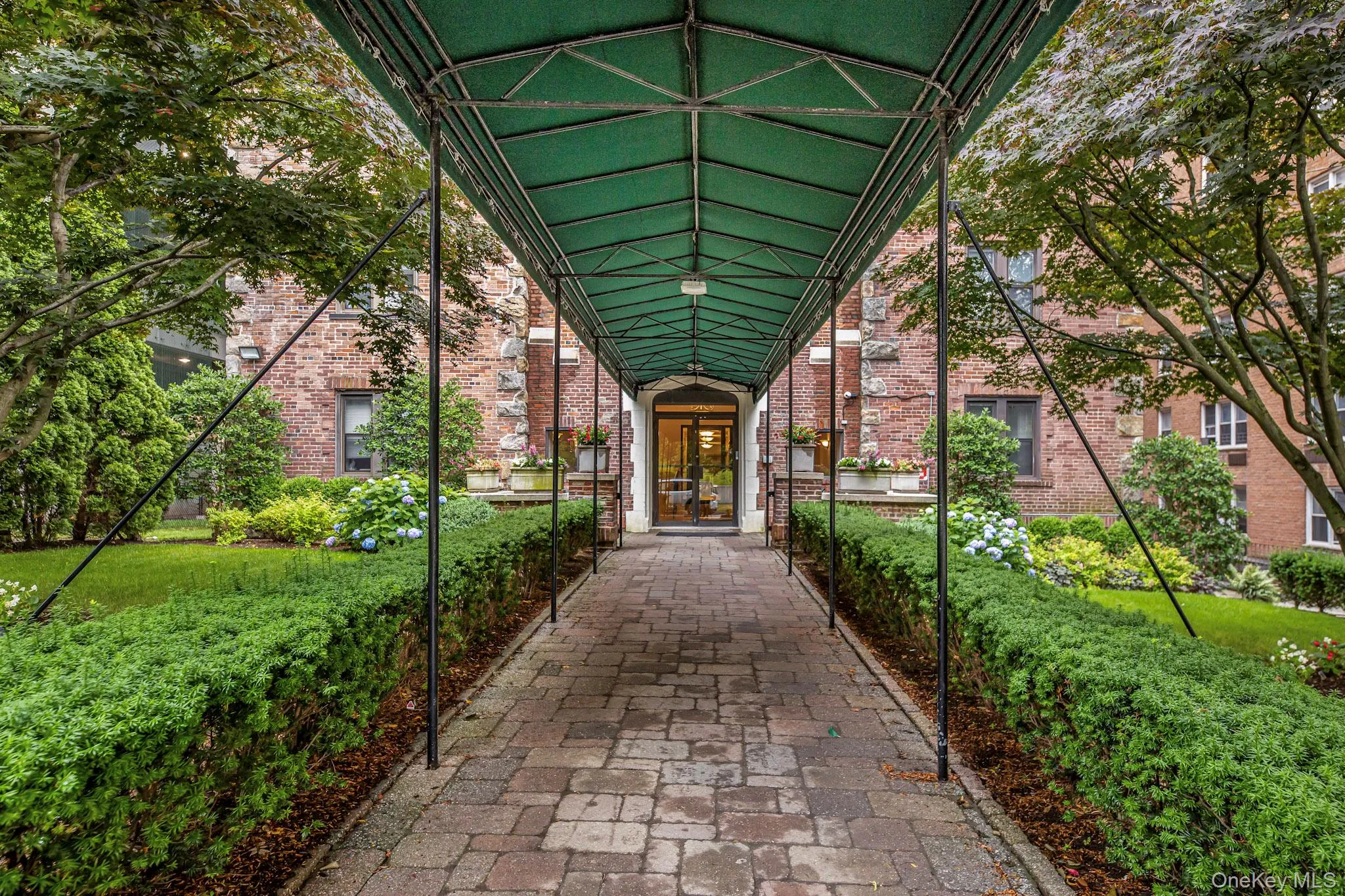42 Barker Avenue, White Plains, NY, 1 Bedroom Bedrooms, 3 Rooms Rooms,1 BathroomBathrooms,Residential Lease,For Rent,Barker,0,1020310 42 Barker Avenue, White Plains, NY, 1 Bedroom Bedrooms, 3 Rooms Rooms,1 BathroomBathrooms,Residential Lease,For Rent,Barker,0,1020310