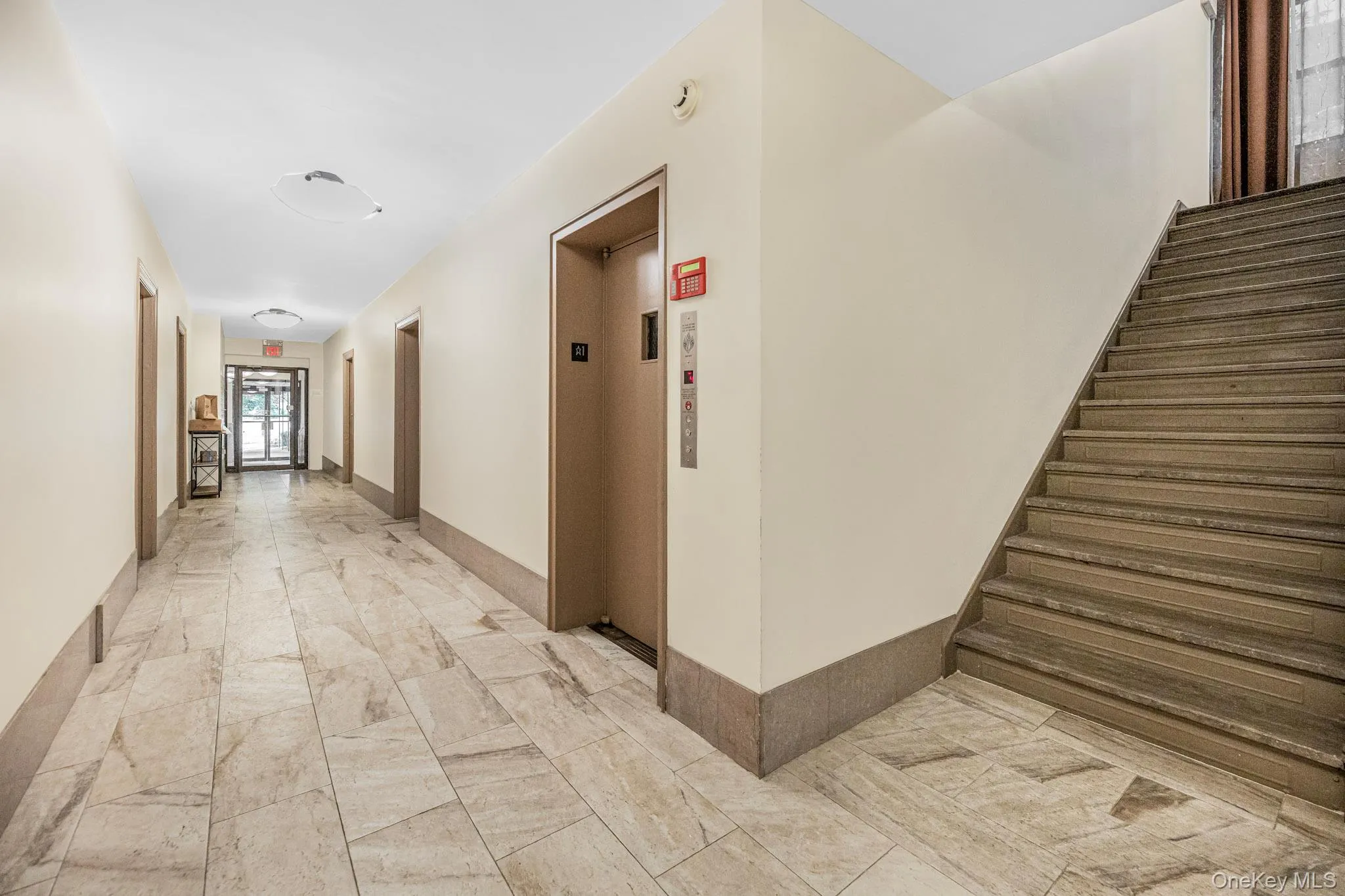 42 Barker Avenue, White Plains, NY, 1 Bedroom Bedrooms, 3 Rooms Rooms,1 BathroomBathrooms,Residential Lease,For Rent,Barker,0,1020310 42 Barker Avenue, White Plains, NY, 1 Bedroom Bedrooms, 3 Rooms Rooms,1 BathroomBathrooms,Residential Lease,For Rent,Barker,0,1020310