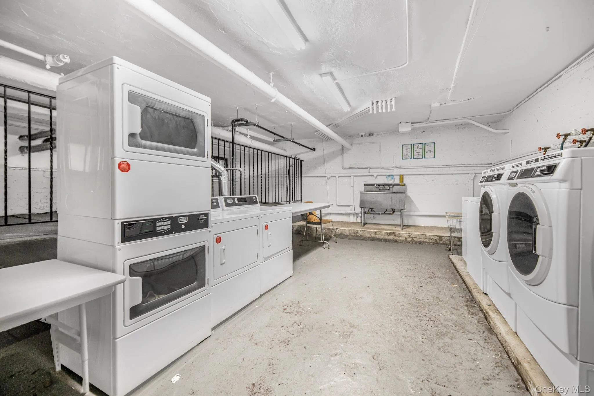 42 Barker Avenue, White Plains, NY, 1 Bedroom Bedrooms, 3 Rooms Rooms,1 BathroomBathrooms,Residential Lease,For Rent,Barker,0,1020310 42 Barker Avenue, White Plains, NY, 1 Bedroom Bedrooms, 3 Rooms Rooms,1 BathroomBathrooms,Residential Lease,For Rent,Barker,0,1020310