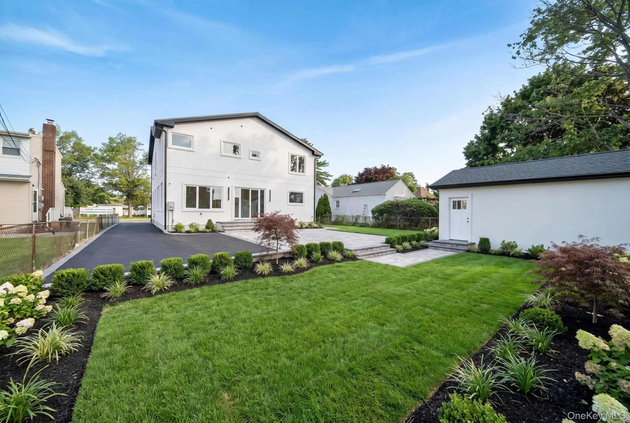 748 Carman Avenue, North Hempstead, NY, 5 Bedrooms Bedrooms, 17 Rooms Rooms,5 BathroomsBathrooms,Residential,For Rent,Carman,0,1020311 748 Carman Avenue, North Hempstead, NY, 5 Bedrooms Bedrooms, 17 Rooms Rooms,5 BathroomsBathrooms,Residential,For Rent,Carman,0,1020311