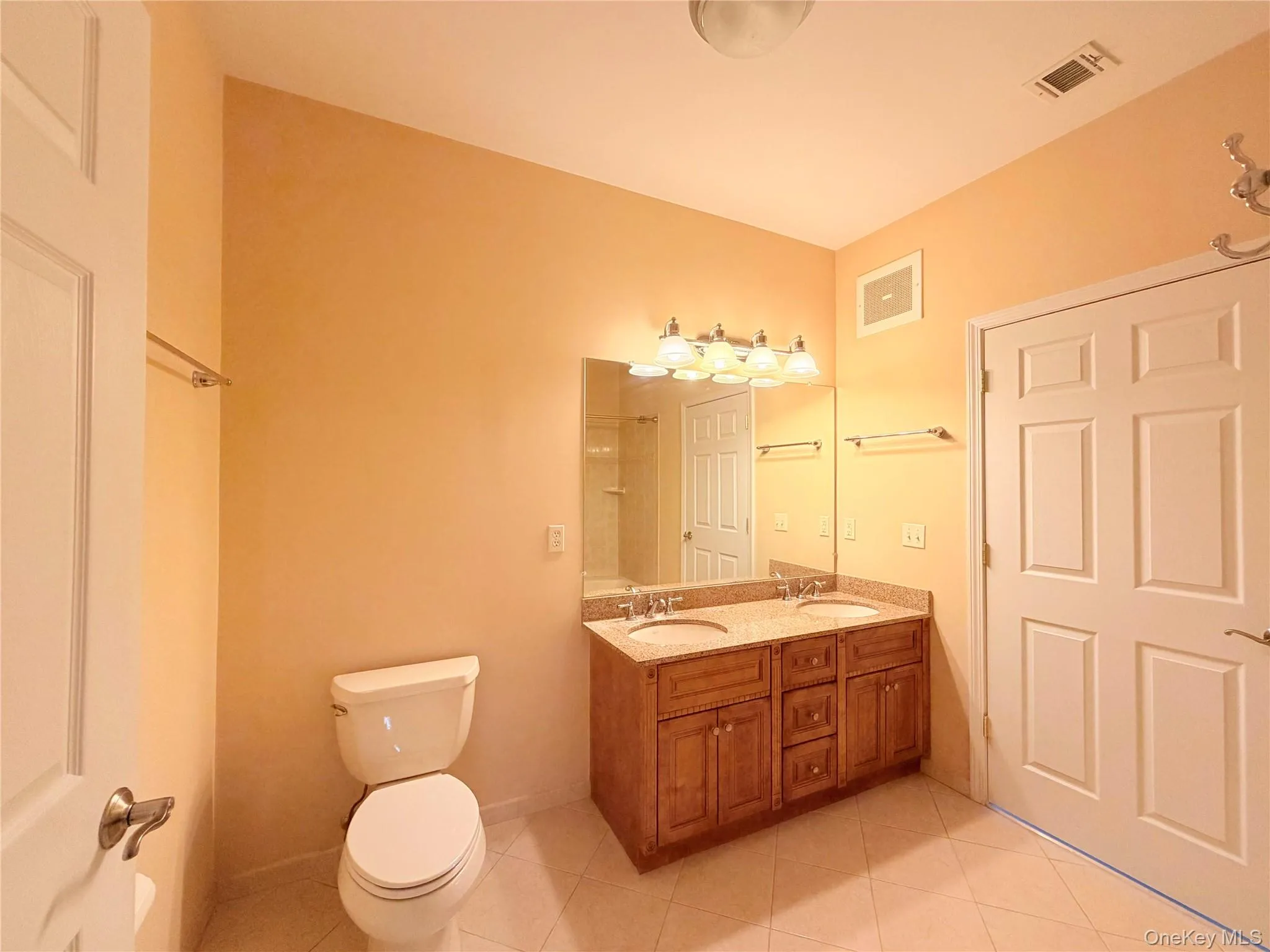 943 Tower Ridge Circle, Middletown, NY, 1 Bedroom Bedrooms, 5 Rooms Rooms,1 BathroomBathrooms,Residential Lease,For Rent,Tower Ridge,0,1020312 943 Tower Ridge Circle, Middletown, NY, 1 Bedroom Bedrooms, 5 Rooms Rooms,1 BathroomBathrooms,Residential Lease,For Rent,Tower Ridge,0,1020312