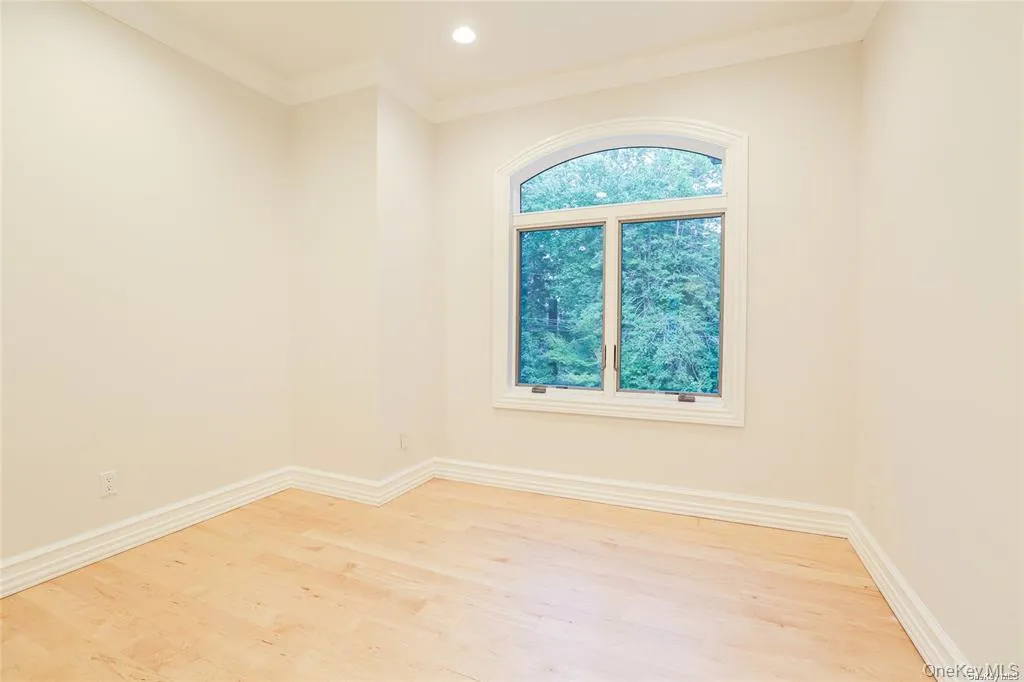 27 Elliot Road, North Hempstead, NY, 4 Bedrooms Bedrooms, 8 Rooms Rooms,4 BathroomsBathrooms,Residential Lease,For Rent,Elliot,0,1020313 27 Elliot Road, North Hempstead, NY, 4 Bedrooms Bedrooms, 8 Rooms Rooms,4 BathroomsBathrooms,Residential Lease,For Rent,Elliot,0,1020313