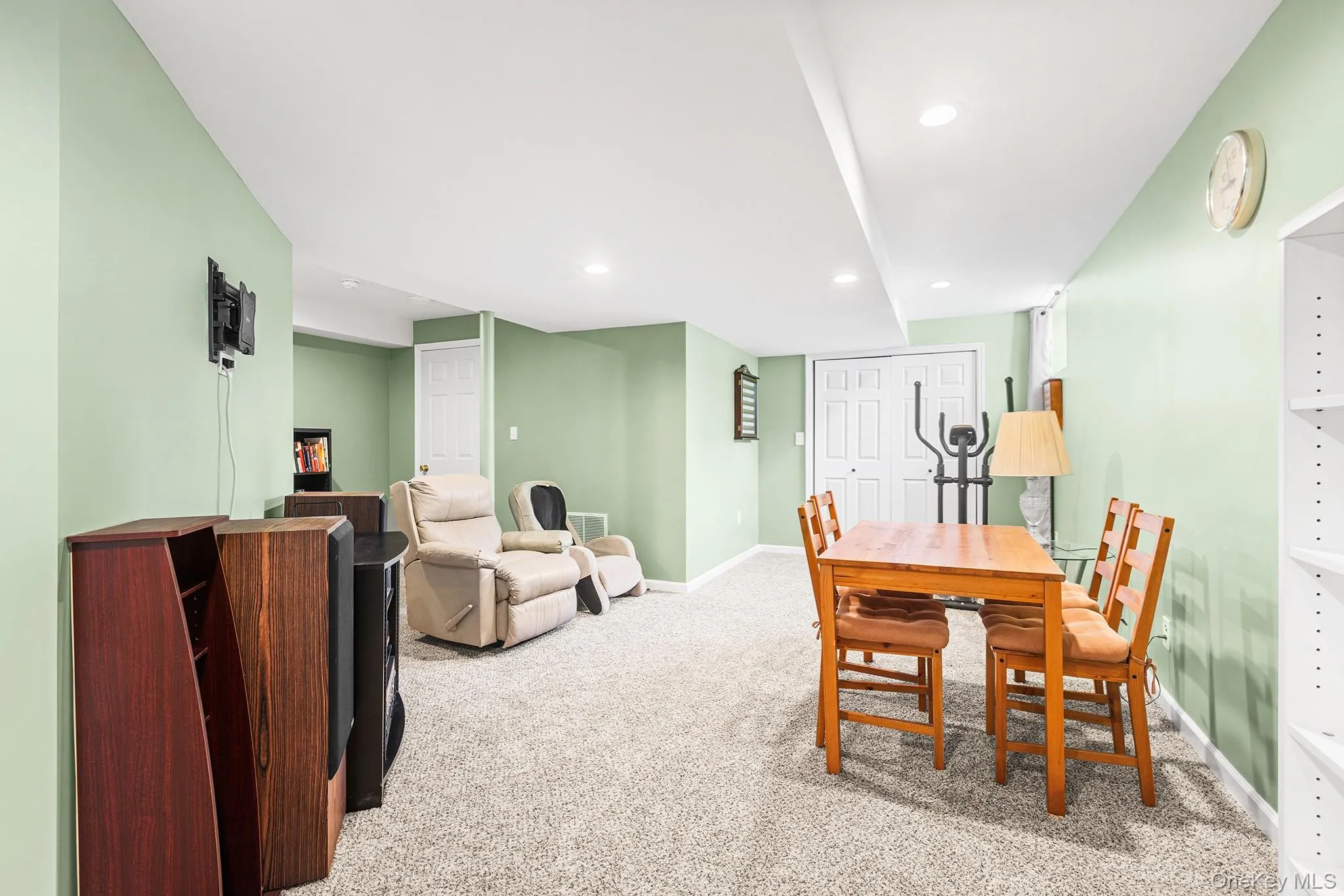 7 Woodfield Drive, Blooming Grove, NY, 3 Bedrooms Bedrooms, 5 Rooms Rooms,2 BathroomsBathrooms,Residential,For Rent,Woodfield,0,1020322 7 Woodfield Drive, Blooming Grove, NY, 3 Bedrooms Bedrooms, 5 Rooms Rooms,2 BathroomsBathrooms,Residential,For Rent,Woodfield,0,1020322