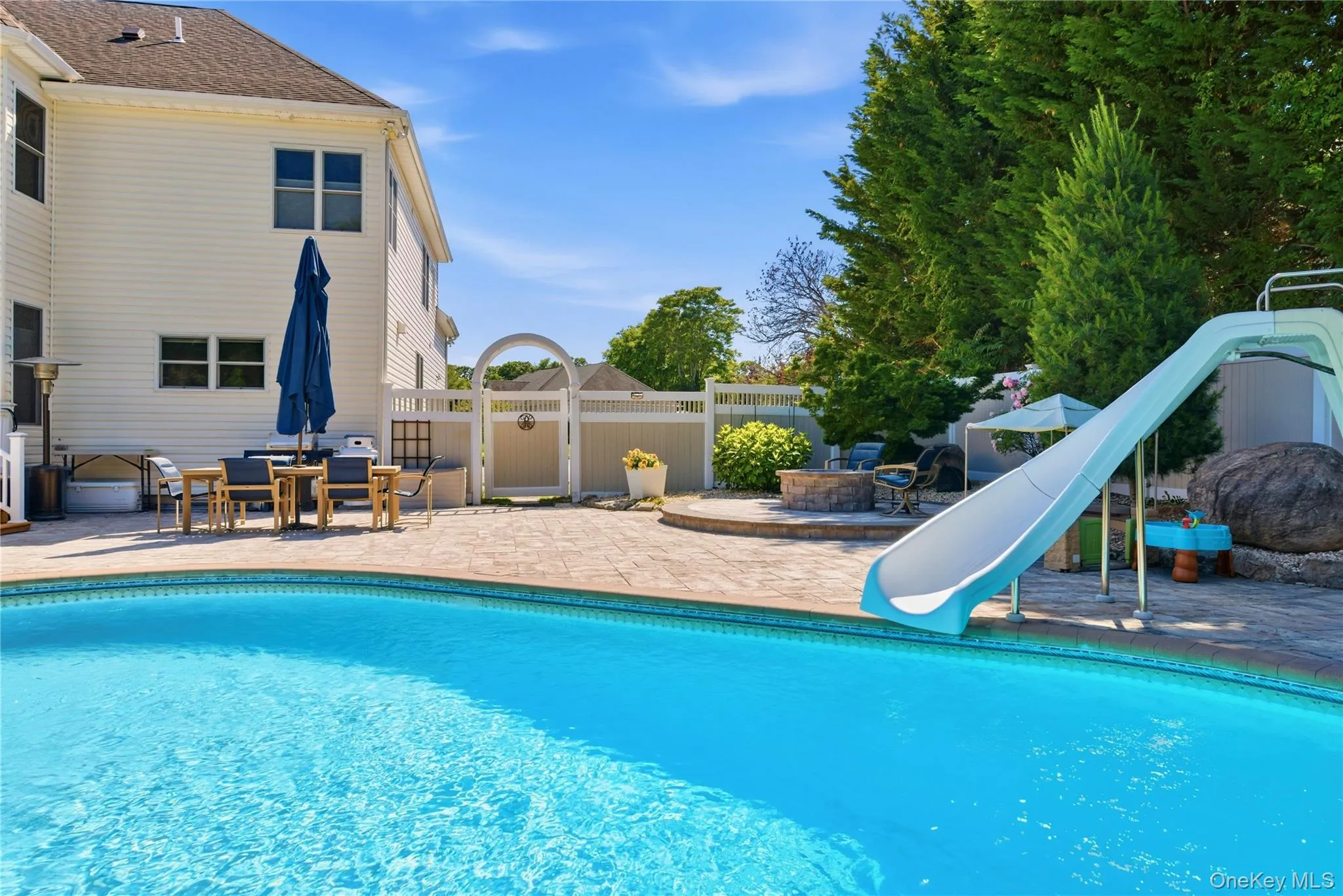 47 Grassland Circle, Brookhaven, NY, 4 Bedrooms Bedrooms, 10 Rooms Rooms,3 BathroomsBathrooms,Residential,For Rent,Grassland,0,1020327 47 Grassland Circle, Brookhaven, NY, 4 Bedrooms Bedrooms, 10 Rooms Rooms,3 BathroomsBathrooms,Residential,For Rent,Grassland,0,1020327