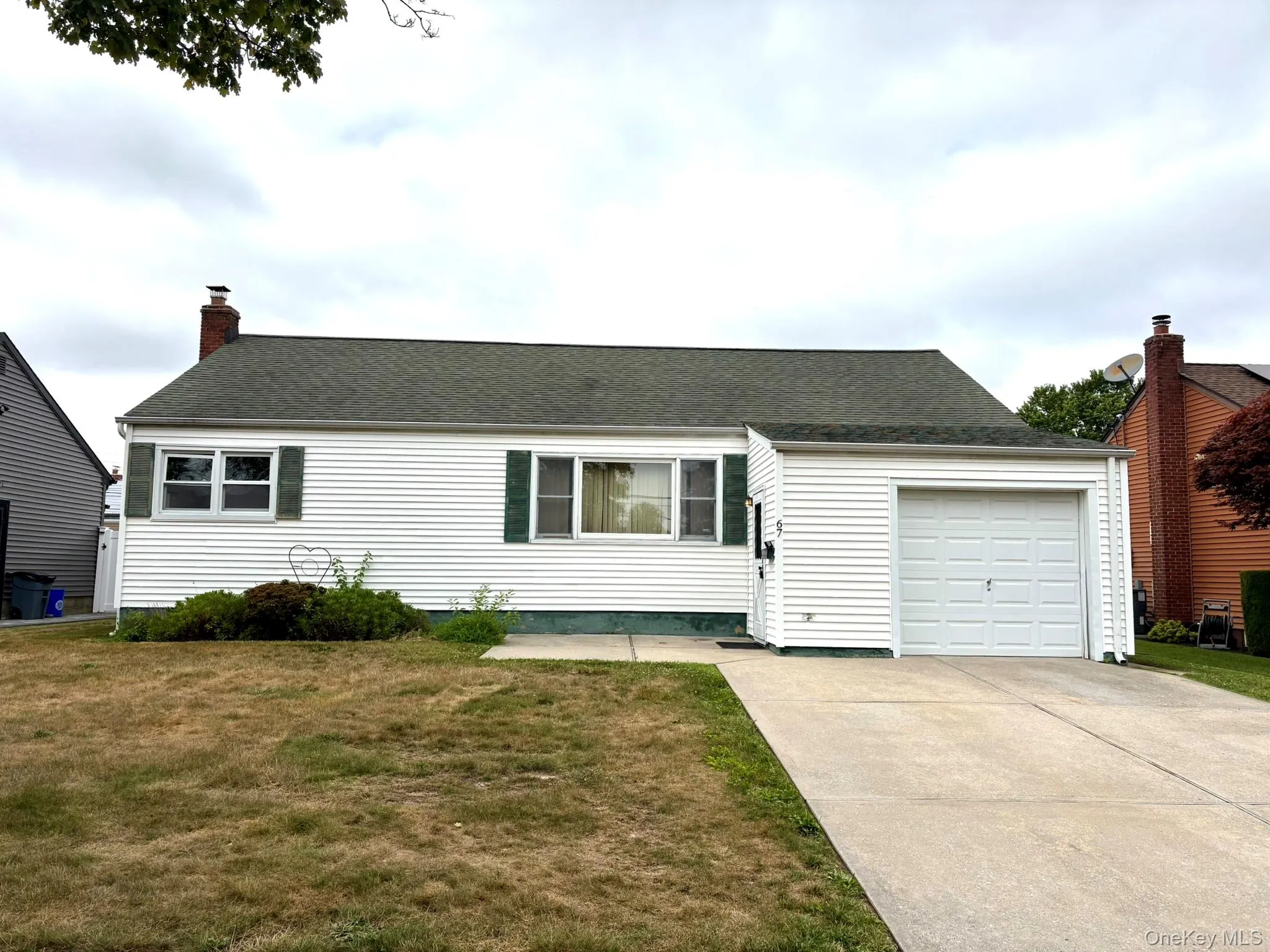 67 Maple Drive, Babylon, NY, 3 Bedrooms Bedrooms, 5 Rooms Rooms,1 BathroomBathrooms,Residential,For Rent,Maple,0,1020330 67 Maple Drive, Babylon, NY, 3 Bedrooms Bedrooms, 5 Rooms Rooms,1 BathroomBathrooms,Residential,For Rent,Maple,0,1020330