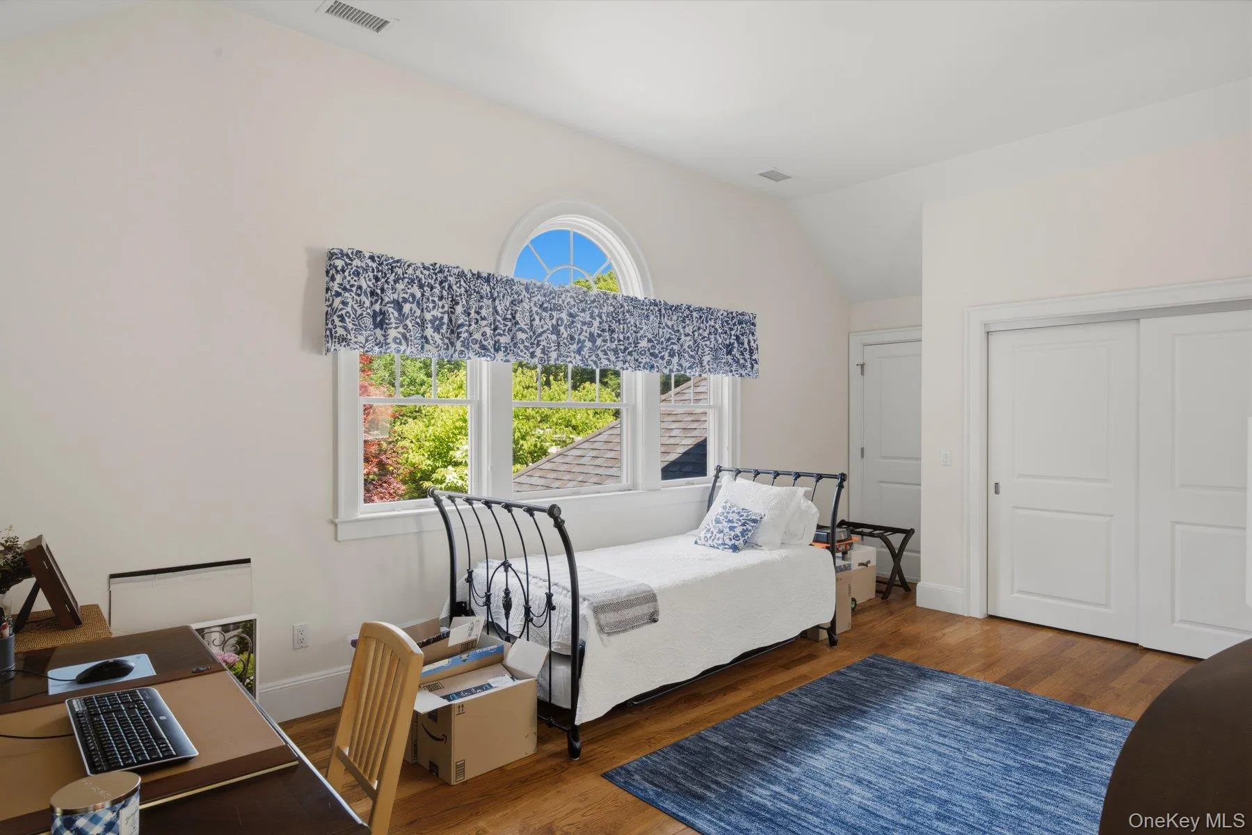 19 Cedarfield Lane, Southampton, NY, 4 Bedrooms Bedrooms, 13 Rooms Rooms,3 BathroomsBathrooms,Residential,For Rent,Cedarfield,0,1020331 19 Cedarfield Lane, Southampton, NY, 4 Bedrooms Bedrooms, 13 Rooms Rooms,3 BathroomsBathrooms,Residential,For Rent,Cedarfield,0,1020331