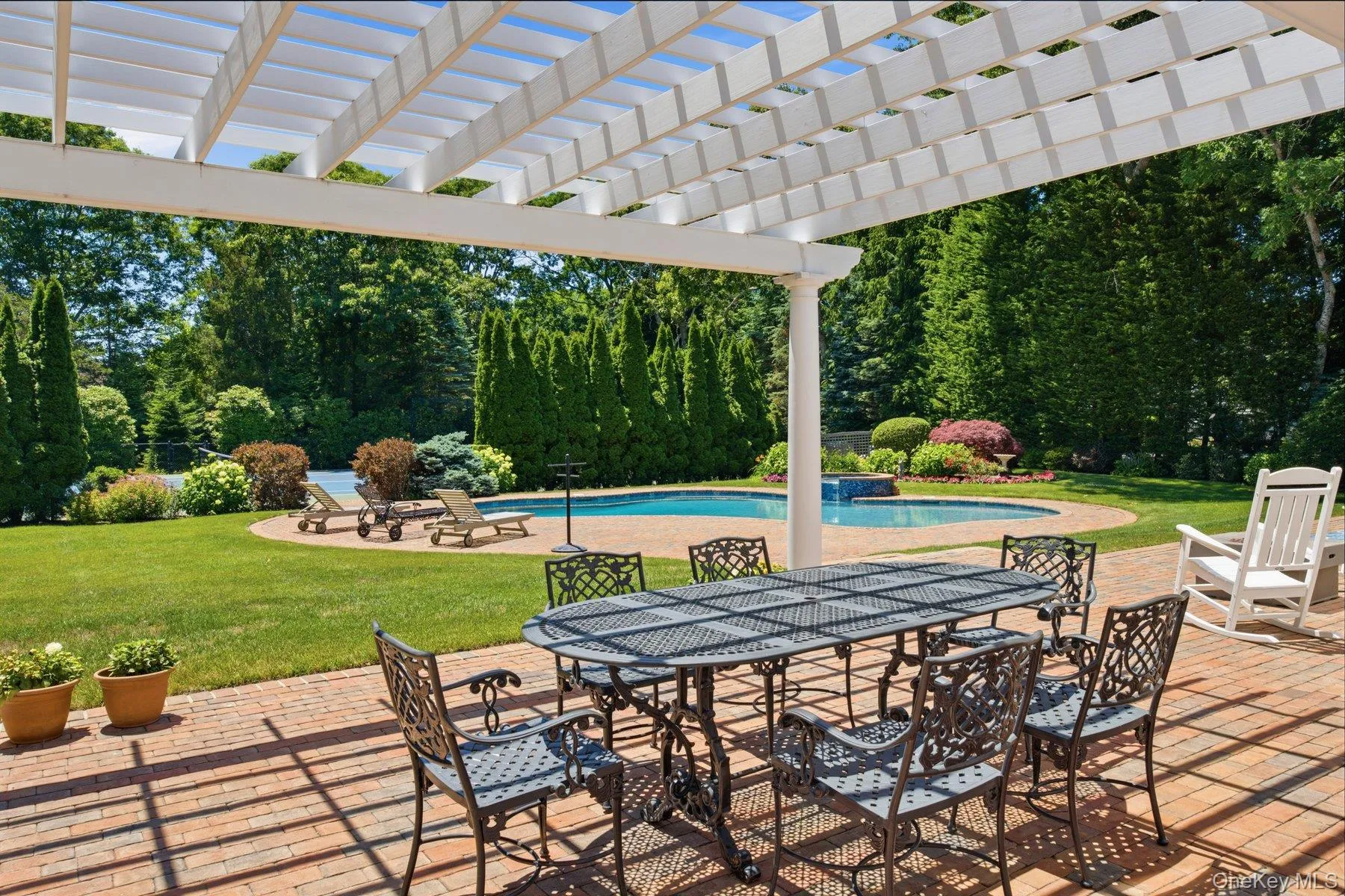19 Cedarfield Lane, Southampton, NY, 4 Bedrooms Bedrooms, 13 Rooms Rooms,3 BathroomsBathrooms,Residential,For Rent,Cedarfield,0,1020331 19 Cedarfield Lane, Southampton, NY, 4 Bedrooms Bedrooms, 13 Rooms Rooms,3 BathroomsBathrooms,Residential,For Rent,Cedarfield,0,1020331