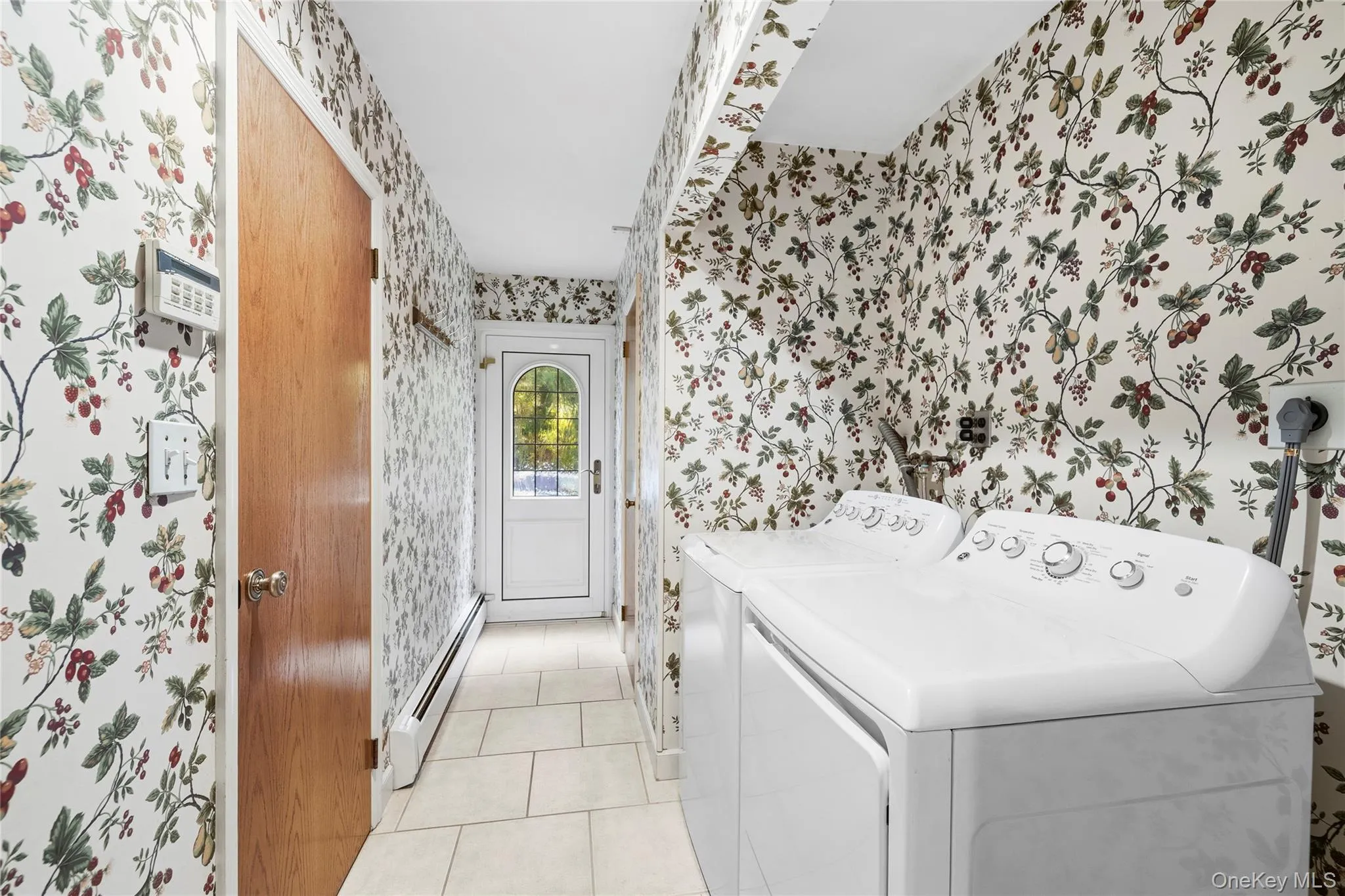 315 Laurel Lane, Oyster Bay, NY, 4 Bedrooms Bedrooms, 8 Rooms Rooms,2 BathroomsBathrooms,Residential,For Rent,Laurel,0,1020332 315 Laurel Lane, Oyster Bay, NY, 4 Bedrooms Bedrooms, 8 Rooms Rooms,2 BathroomsBathrooms,Residential,For Rent,Laurel,0,1020332