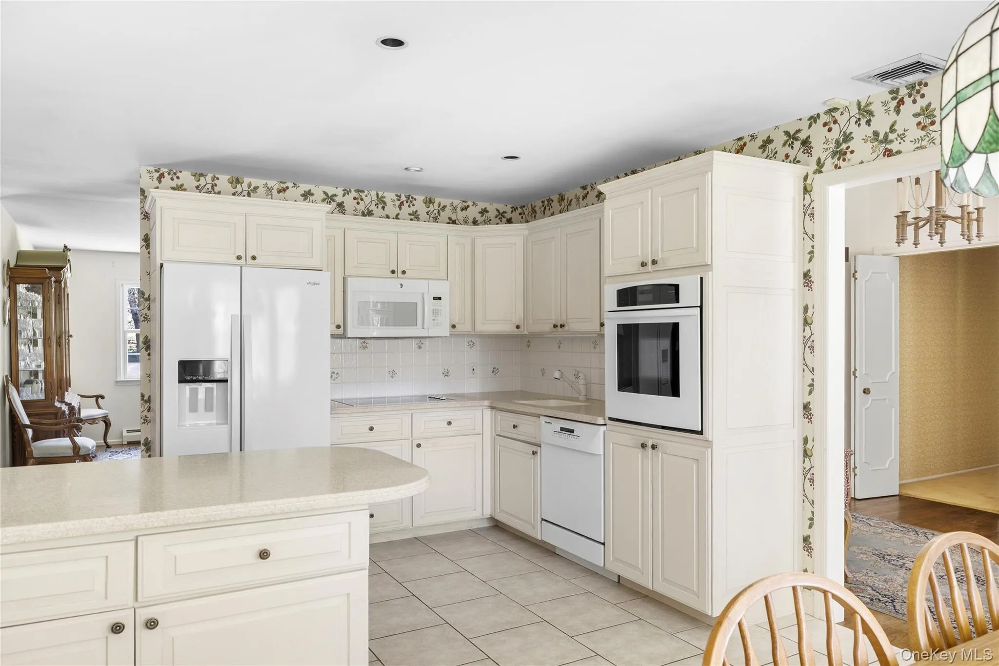 315 Laurel Lane, Oyster Bay, NY, 4 Bedrooms Bedrooms, 8 Rooms Rooms,2 BathroomsBathrooms,Residential,For Rent,Laurel,0,1020332 315 Laurel Lane, Oyster Bay, NY, 4 Bedrooms Bedrooms, 8 Rooms Rooms,2 BathroomsBathrooms,Residential,For Rent,Laurel,0,1020332