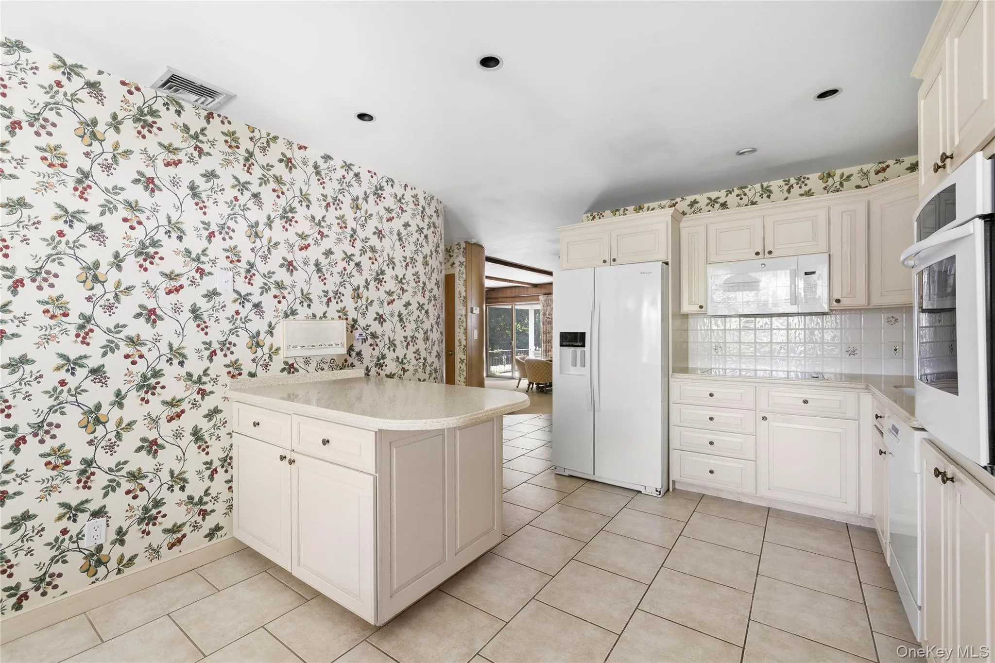 315 Laurel Lane, Oyster Bay, NY, 4 Bedrooms Bedrooms, 8 Rooms Rooms,2 BathroomsBathrooms,Residential,For Rent,Laurel,0,1020332 315 Laurel Lane, Oyster Bay, NY, 4 Bedrooms Bedrooms, 8 Rooms Rooms,2 BathroomsBathrooms,Residential,For Rent,Laurel,0,1020332