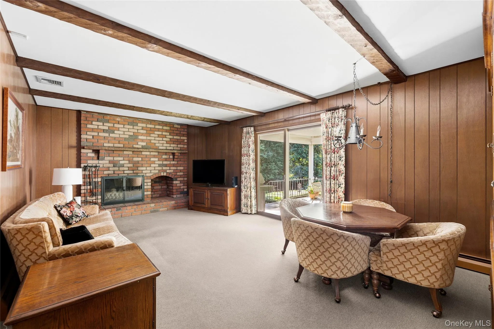 315 Laurel Lane, Oyster Bay, NY, 4 Bedrooms Bedrooms, 8 Rooms Rooms,2 BathroomsBathrooms,Residential,For Rent,Laurel,0,1020332 315 Laurel Lane, Oyster Bay, NY, 4 Bedrooms Bedrooms, 8 Rooms Rooms,2 BathroomsBathrooms,Residential,For Rent,Laurel,0,1020332