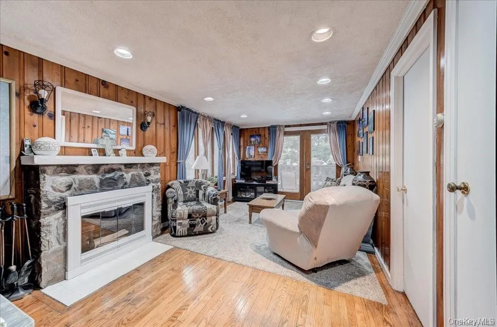 13 Laurel Trail, Monroe, NY, 2 Bedrooms Bedrooms, 5 Rooms Rooms,1 BathroomBathrooms,Residential Lease,For Rent,Laurel,0,1020334 13 Laurel Trail, Monroe, NY, 2 Bedrooms Bedrooms, 5 Rooms Rooms,1 BathroomBathrooms,Residential Lease,For Rent,Laurel,0,1020334