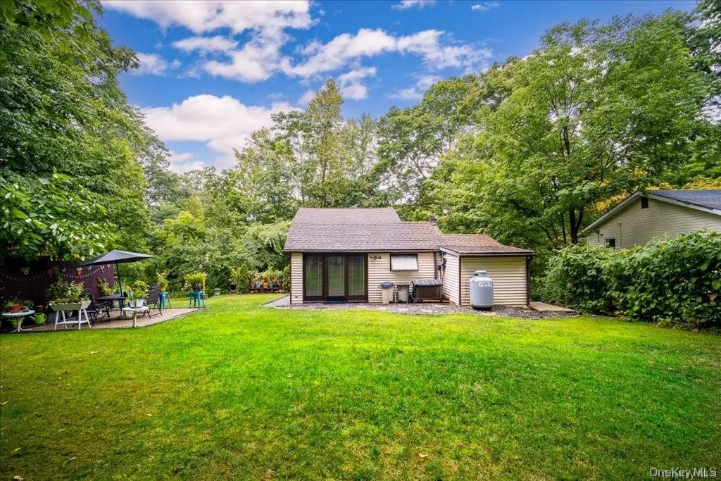 13 Laurel Trail, Monroe, NY, 2 Bedrooms Bedrooms, 5 Rooms Rooms,1 BathroomBathrooms,Residential Lease,For Rent,Laurel,0,1020334 13 Laurel Trail, Monroe, NY, 2 Bedrooms Bedrooms, 5 Rooms Rooms,1 BathroomBathrooms,Residential Lease,For Rent,Laurel,0,1020334