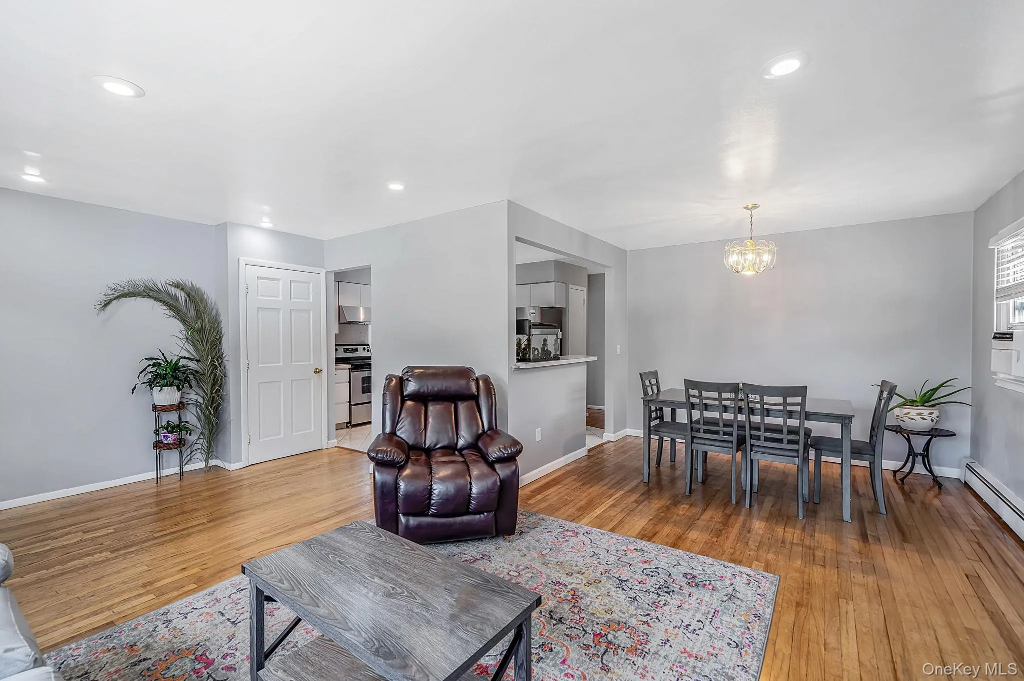 250 Church Street, Hempstead, NY, 3 Bedrooms Bedrooms, 7 Rooms Rooms,2 BathroomsBathrooms,Residential,For Rent,Church,0,1020340 250 Church Street, Hempstead, NY, 3 Bedrooms Bedrooms, 7 Rooms Rooms,2 BathroomsBathrooms,Residential,For Rent,Church,0,1020340