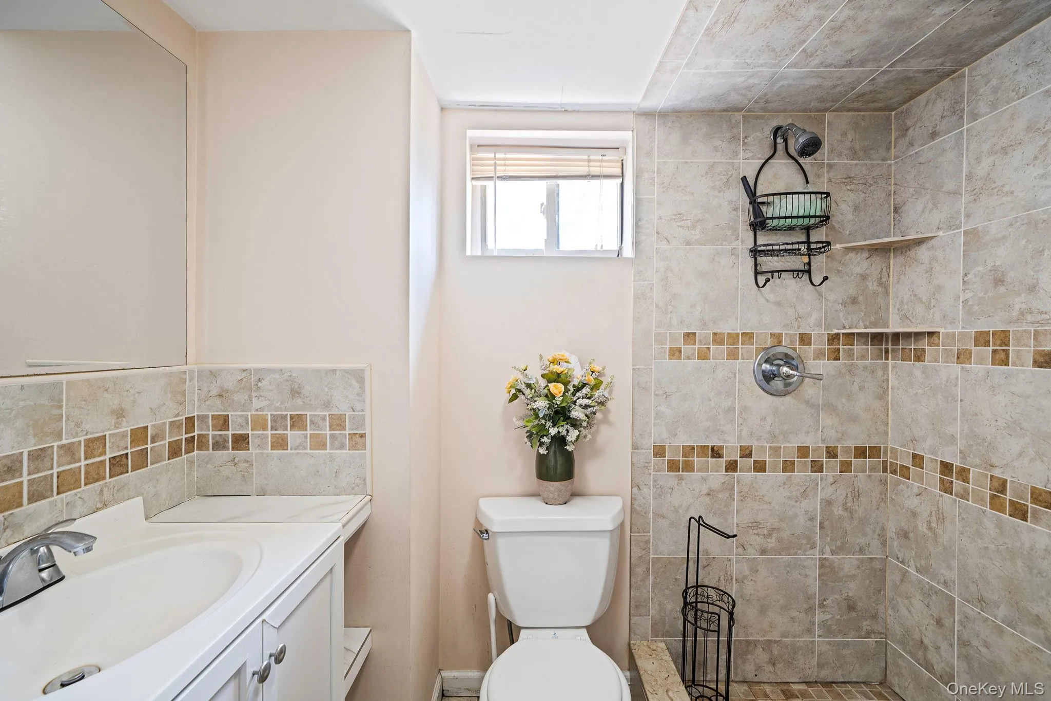 250 Church Street, Hempstead, NY, 3 Bedrooms Bedrooms, 7 Rooms Rooms,2 BathroomsBathrooms,Residential,For Rent,Church,0,1020340 250 Church Street, Hempstead, NY, 3 Bedrooms Bedrooms, 7 Rooms Rooms,2 BathroomsBathrooms,Residential,For Rent,Church,0,1020340