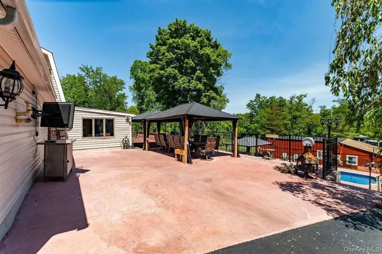 843 Farmers Mills Road, Kent, NY, 3 Bedrooms Bedrooms, 9 Rooms Rooms,2 BathroomsBathrooms,Residential,For Rent,Farmers Mills,0,1020341 843 Farmers Mills Road, Kent, NY, 3 Bedrooms Bedrooms, 9 Rooms Rooms,2 BathroomsBathrooms,Residential,For Rent,Farmers Mills,0,1020341