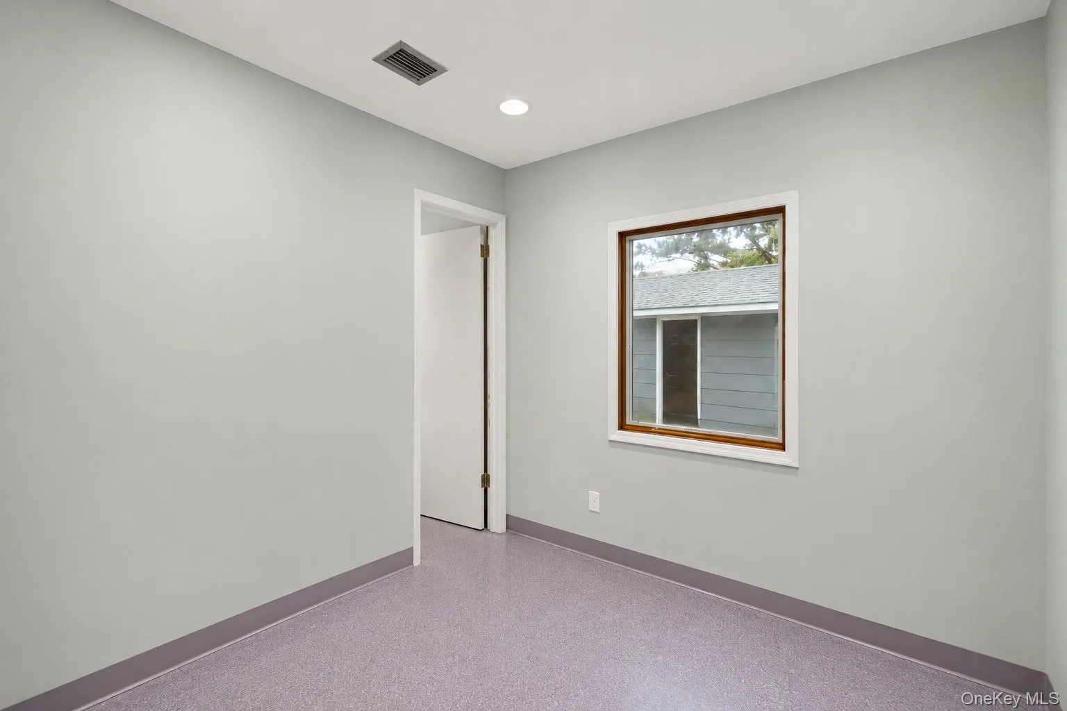 2 Bartel Drive, Huntington, NY, 4 Bedrooms Bedrooms, 8 Rooms Rooms,2 BathroomsBathrooms,Residential,For Rent,Bartel,0,1020342 2 Bartel Drive, Huntington, NY, 4 Bedrooms Bedrooms, 8 Rooms Rooms,2 BathroomsBathrooms,Residential,For Rent,Bartel,0,1020342