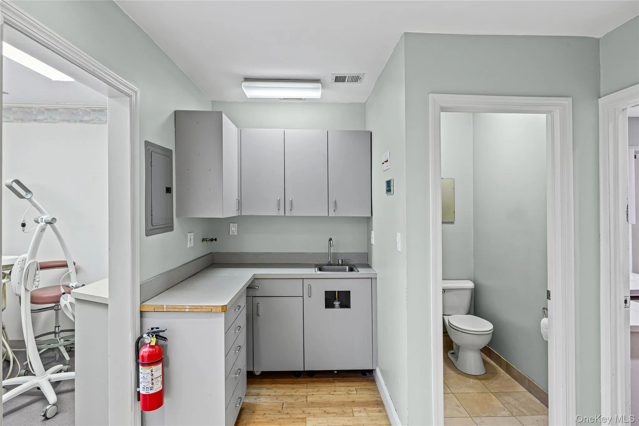 2 Bartel Drive, Huntington, NY, 4 Bedrooms Bedrooms, 7 Rooms Rooms,2 BathroomsBathrooms,Residential,For Rent,Bartel,0,1020342 2 Bartel Drive, Huntington, NY, 4 Bedrooms Bedrooms, 7 Rooms Rooms,2 BathroomsBathrooms,Residential,For Rent,Bartel,0,1020342