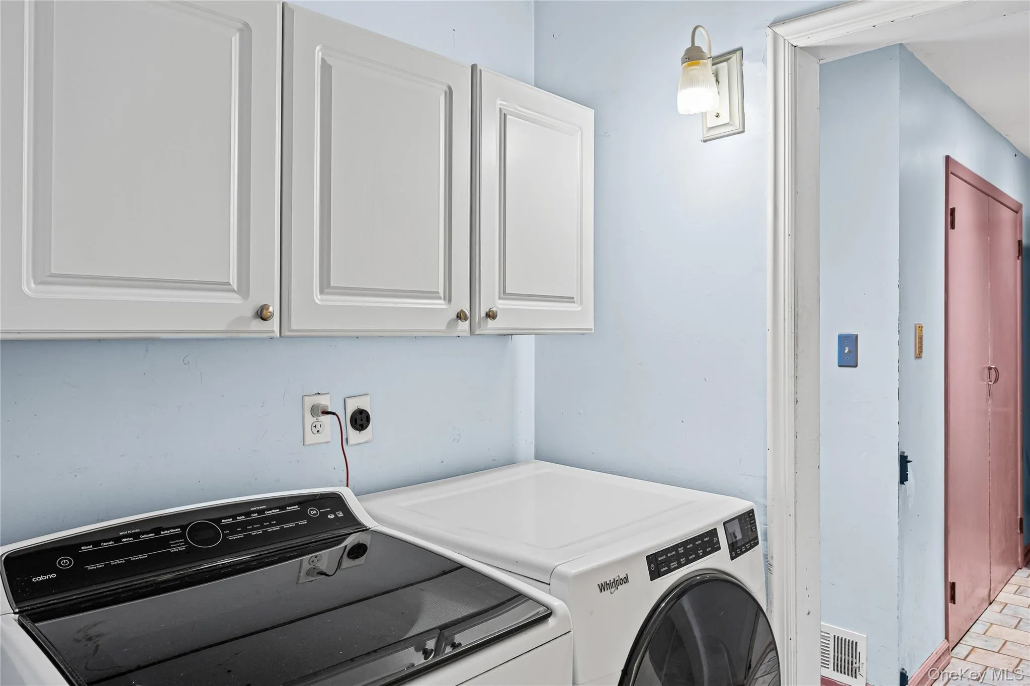 2 Bartel Drive, Huntington, NY, 4 Bedrooms Bedrooms, 8 Rooms Rooms,2 BathroomsBathrooms,Residential,For Rent,Bartel,0,1020342 2 Bartel Drive, Huntington, NY, 4 Bedrooms Bedrooms, 8 Rooms Rooms,2 BathroomsBathrooms,Residential,For Rent,Bartel,0,1020342