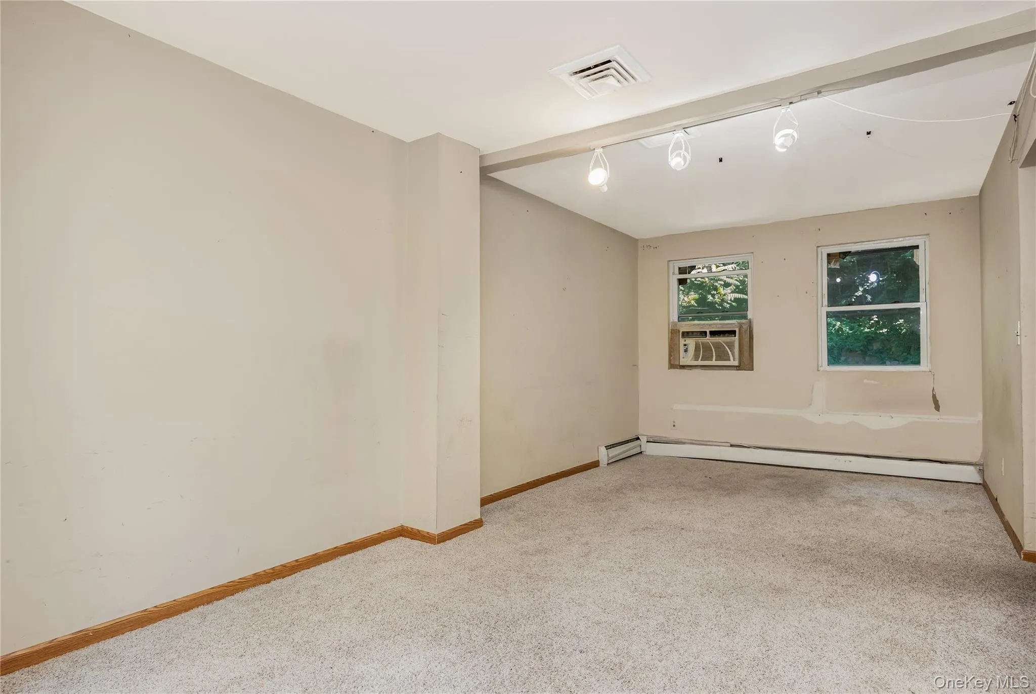 216 Woodbury Road, Oyster Bay, NY, 4 Bedrooms Bedrooms, 8 Rooms Rooms,2 BathroomsBathrooms,Residential,For Rent,Woodbury,0,1020349 216 Woodbury Road, Oyster Bay, NY, 4 Bedrooms Bedrooms, 8 Rooms Rooms,2 BathroomsBathrooms,Residential,For Rent,Woodbury,0,1020349