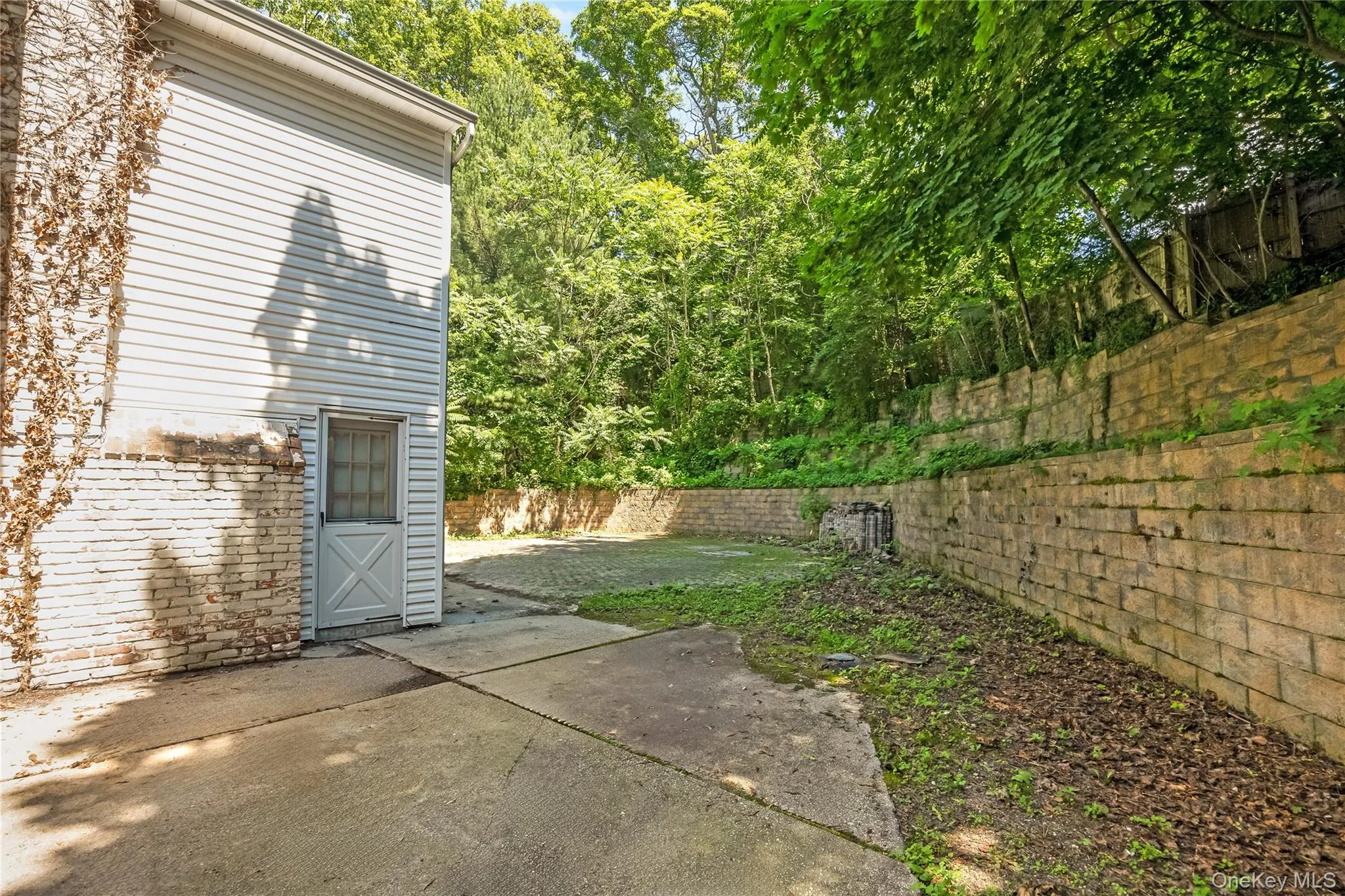 216 Woodbury Road, Oyster Bay, NY, 4 Bedrooms Bedrooms, 8 Rooms Rooms,2 BathroomsBathrooms,Residential,For Rent,Woodbury,0,1020349 216 Woodbury Road, Oyster Bay, NY, 4 Bedrooms Bedrooms, 8 Rooms Rooms,2 BathroomsBathrooms,Residential,For Rent,Woodbury,0,1020349