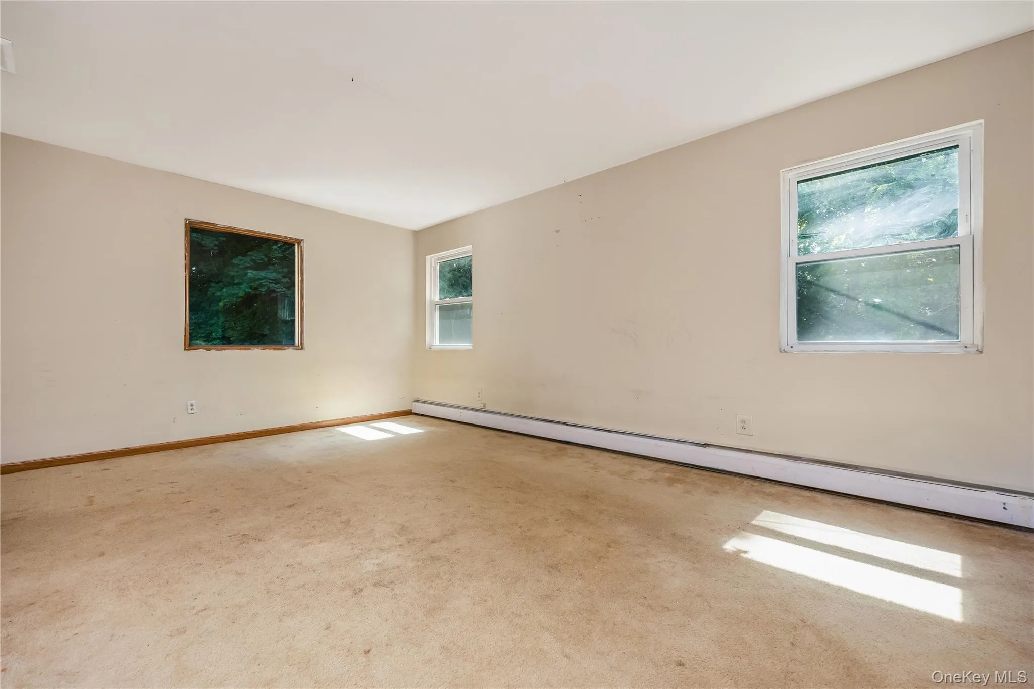 216 Woodbury Road, Oyster Bay, NY, 4 Bedrooms Bedrooms, 8 Rooms Rooms,2 BathroomsBathrooms,Residential,For Rent,Woodbury,0,1020349 216 Woodbury Road, Oyster Bay, NY, 4 Bedrooms Bedrooms, 8 Rooms Rooms,2 BathroomsBathrooms,Residential,For Rent,Woodbury,0,1020349