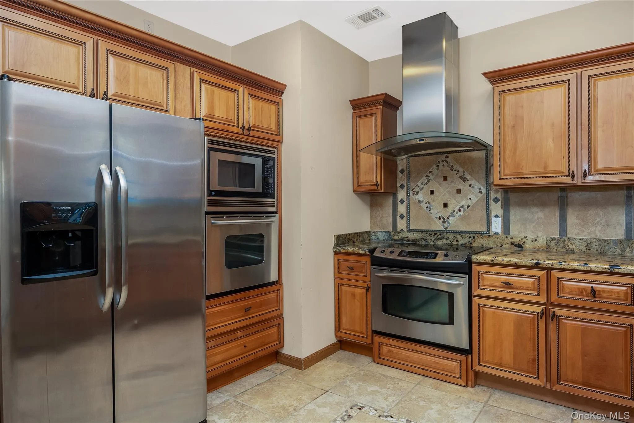 216 Woodbury Road, Oyster Bay, NY, 4 Bedrooms Bedrooms, 8 Rooms Rooms,2 BathroomsBathrooms,Residential,For Rent,Woodbury,0,1020349 216 Woodbury Road, Oyster Bay, NY, 4 Bedrooms Bedrooms, 8 Rooms Rooms,2 BathroomsBathrooms,Residential,For Rent,Woodbury,0,1020349