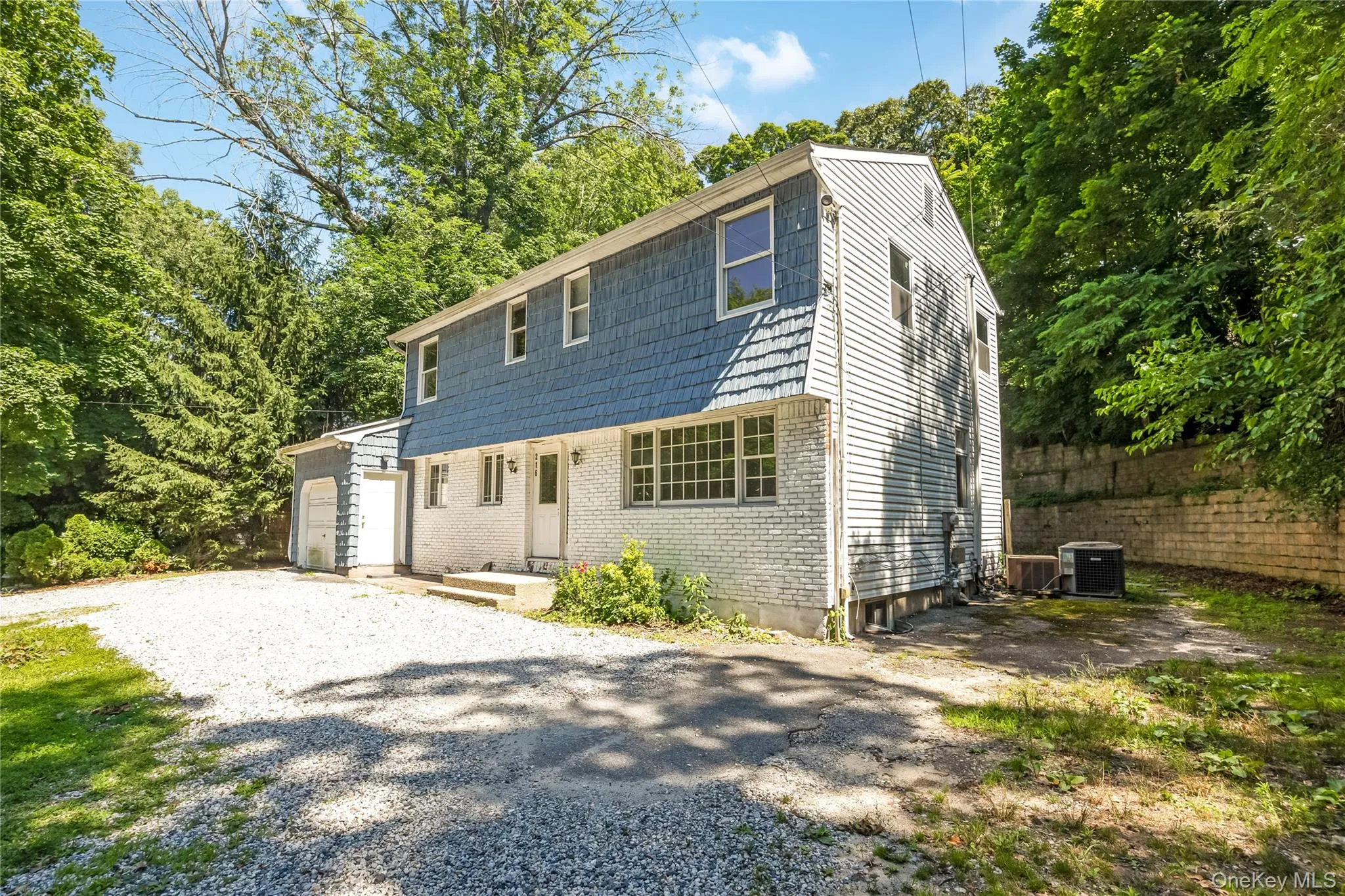 216 Woodbury Road, Oyster Bay, NY, 4 Bedrooms Bedrooms, 8 Rooms Rooms,2 BathroomsBathrooms,Residential,For Rent,Woodbury,0,1020349 216 Woodbury Road, Oyster Bay, NY, 4 Bedrooms Bedrooms, 8 Rooms Rooms,2 BathroomsBathrooms,Residential,For Rent,Woodbury,0,1020349
